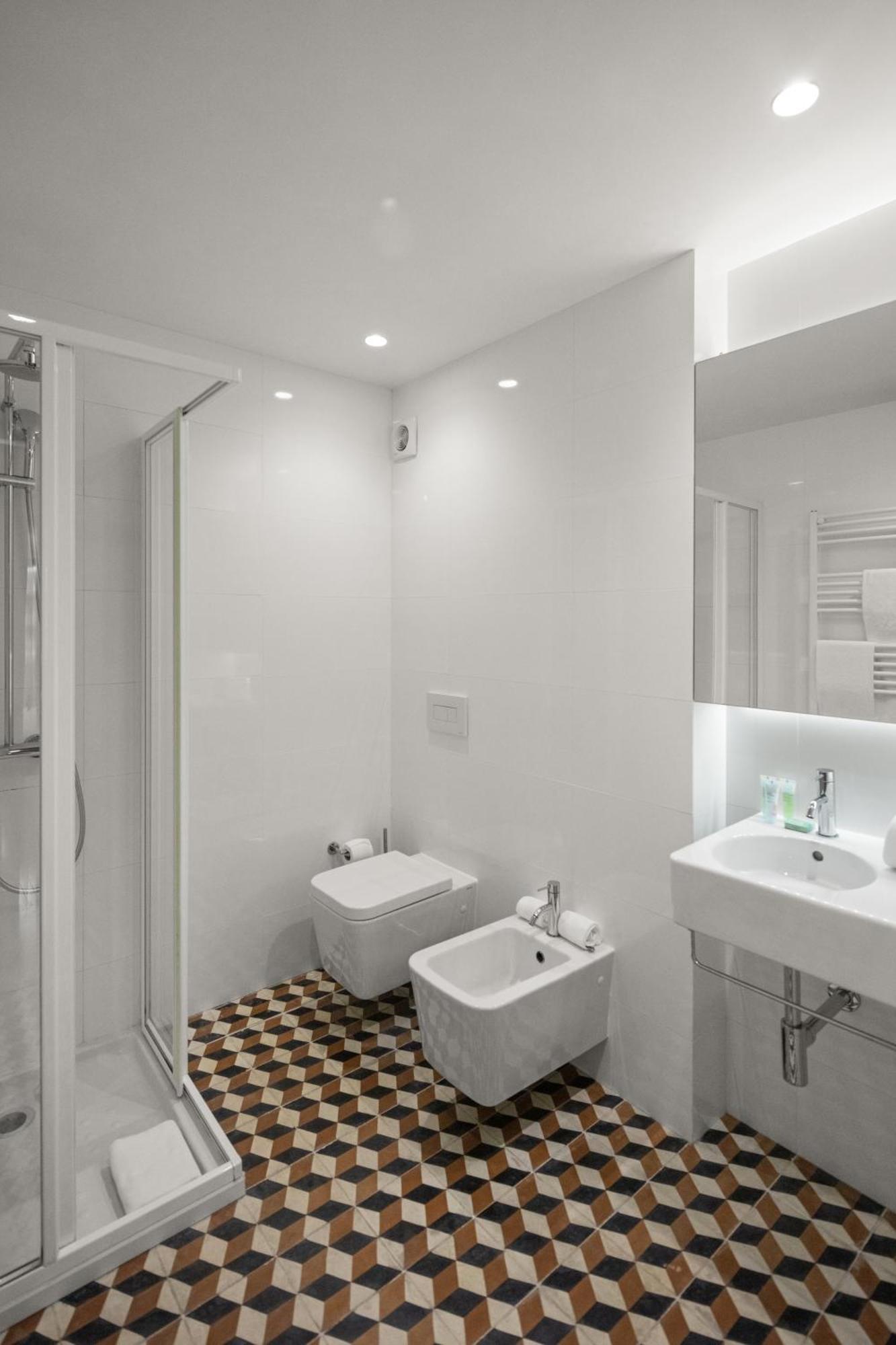 Baumhaus Serviced Living - Art & Design Apartments Porto