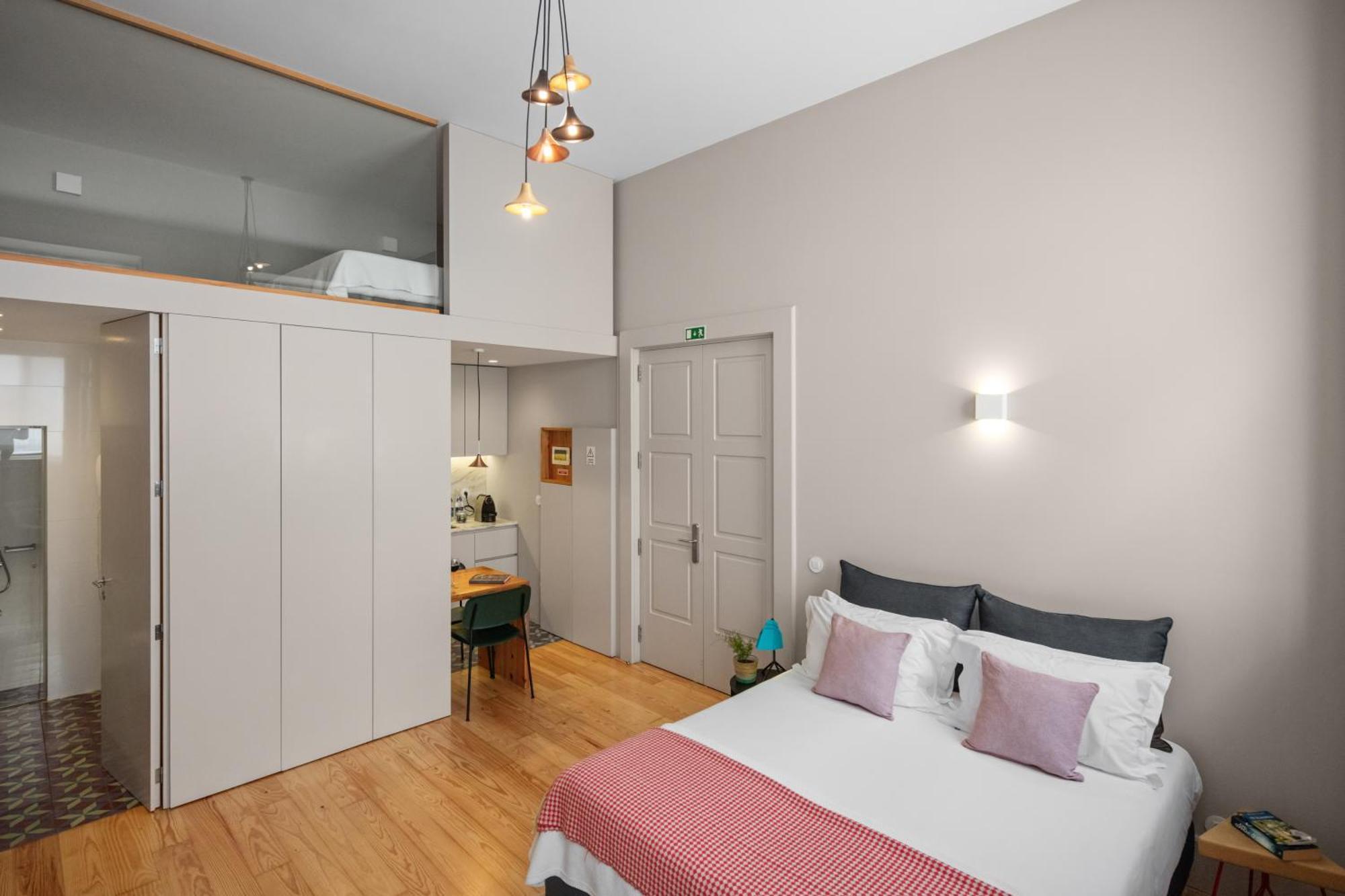 Baumhaus Serviced Living - Art & Design Apartments Porto