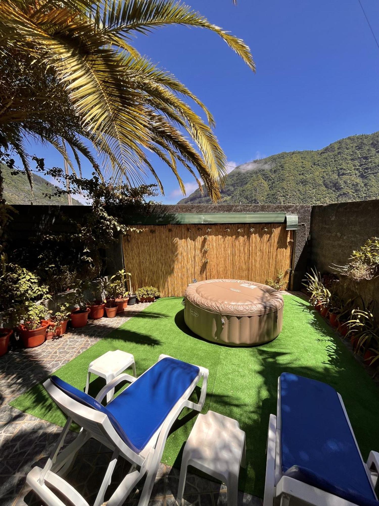Guest house Gardens