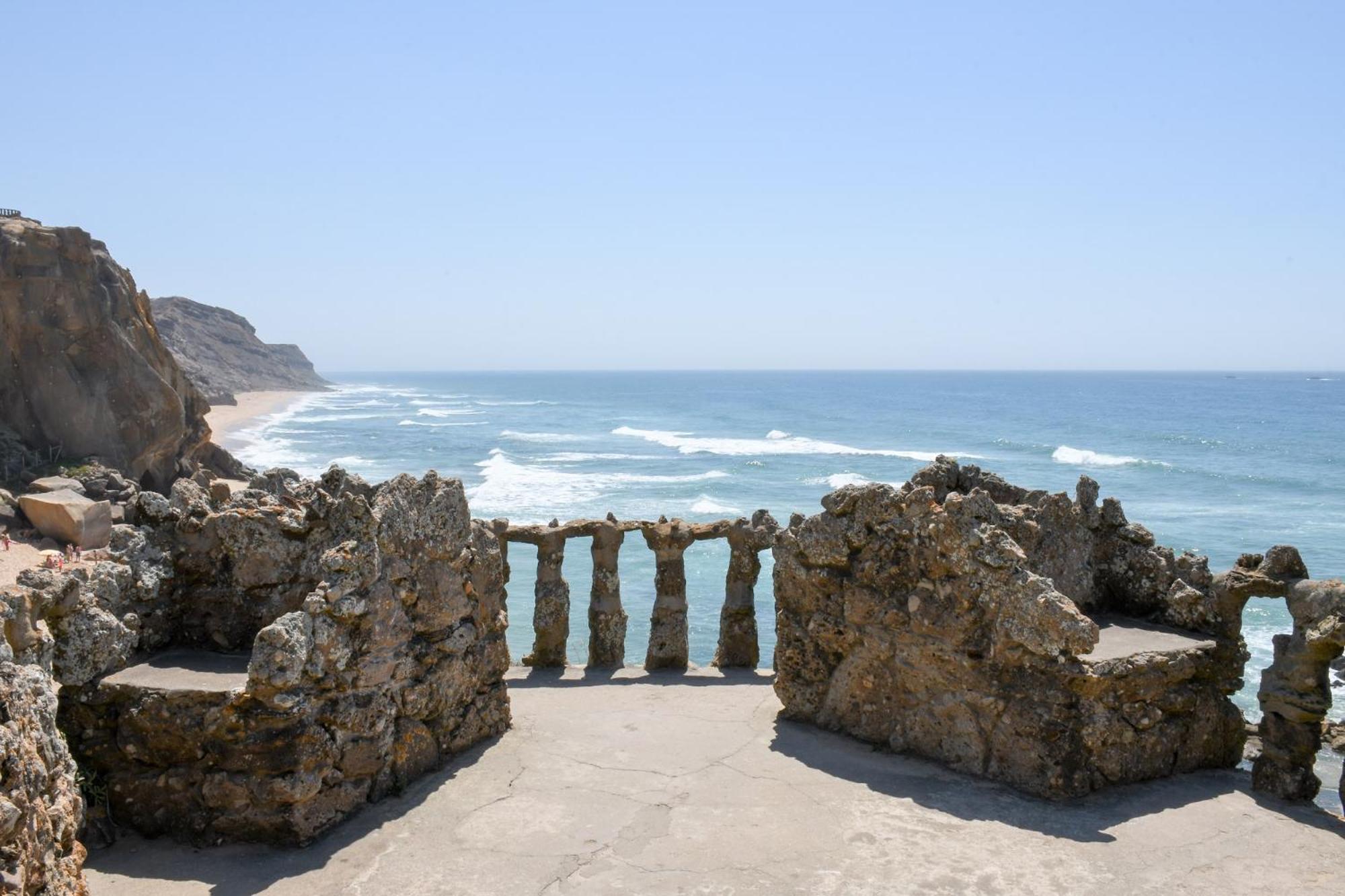 Close To The Sea, To Lisbon And To Your Heart * Silveira (Lisbon)