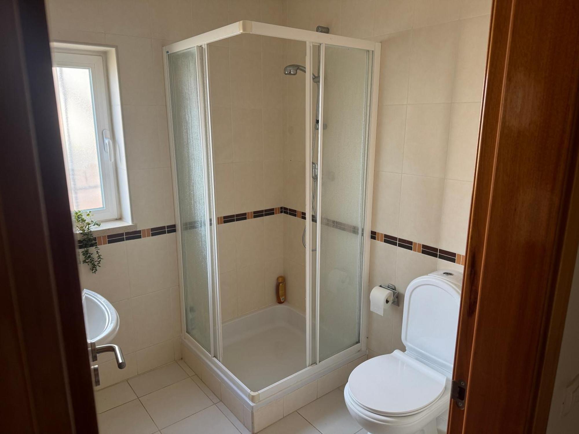 Lovely 3 Bedroom With Pool In Great Location Villa *