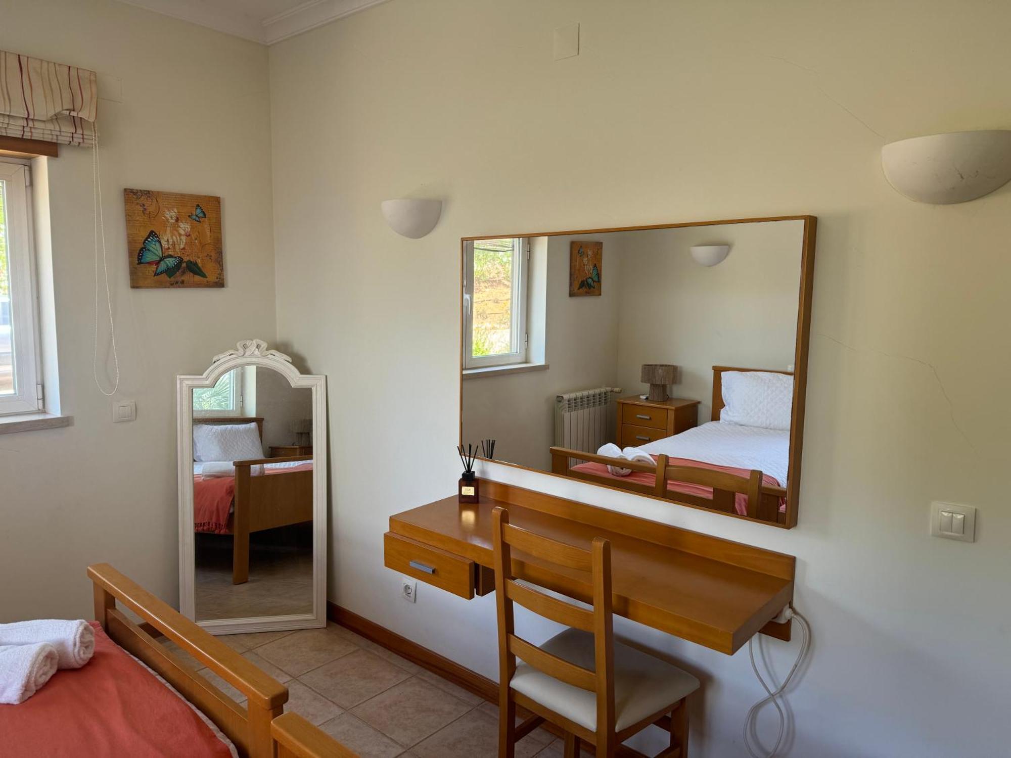 Villa Lovely 3 Bedroom With Pool In Great Location *
