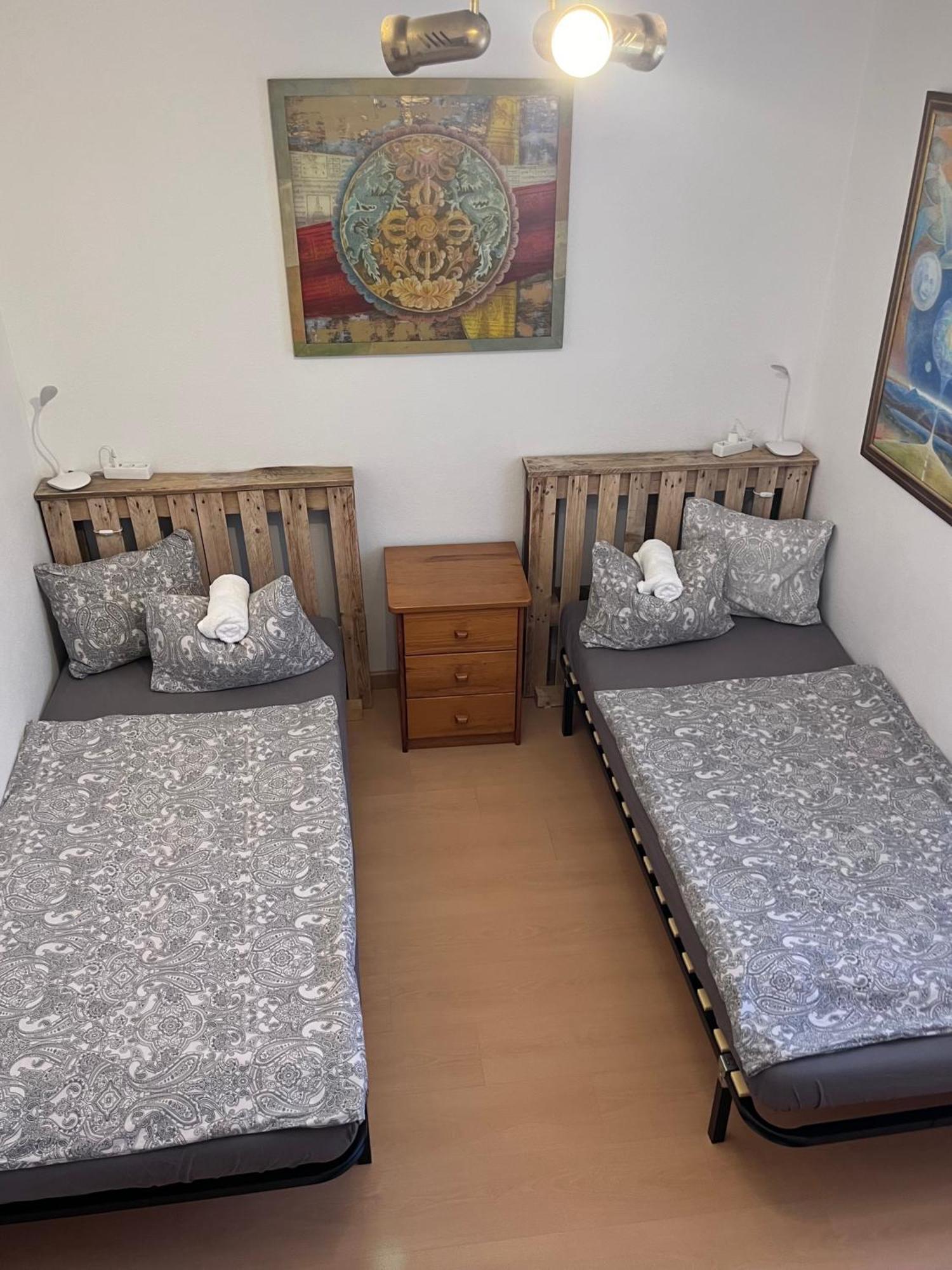 Pilgrims Rest - Nova De Cerveira - - - Al Hostel *