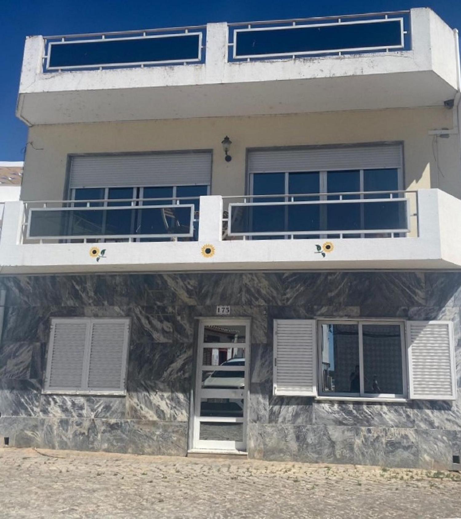 Santa Luzia Casa Girassol, Tavira Sea View, 2 Minutes To Ferry * Santa Luzia (Tavira)