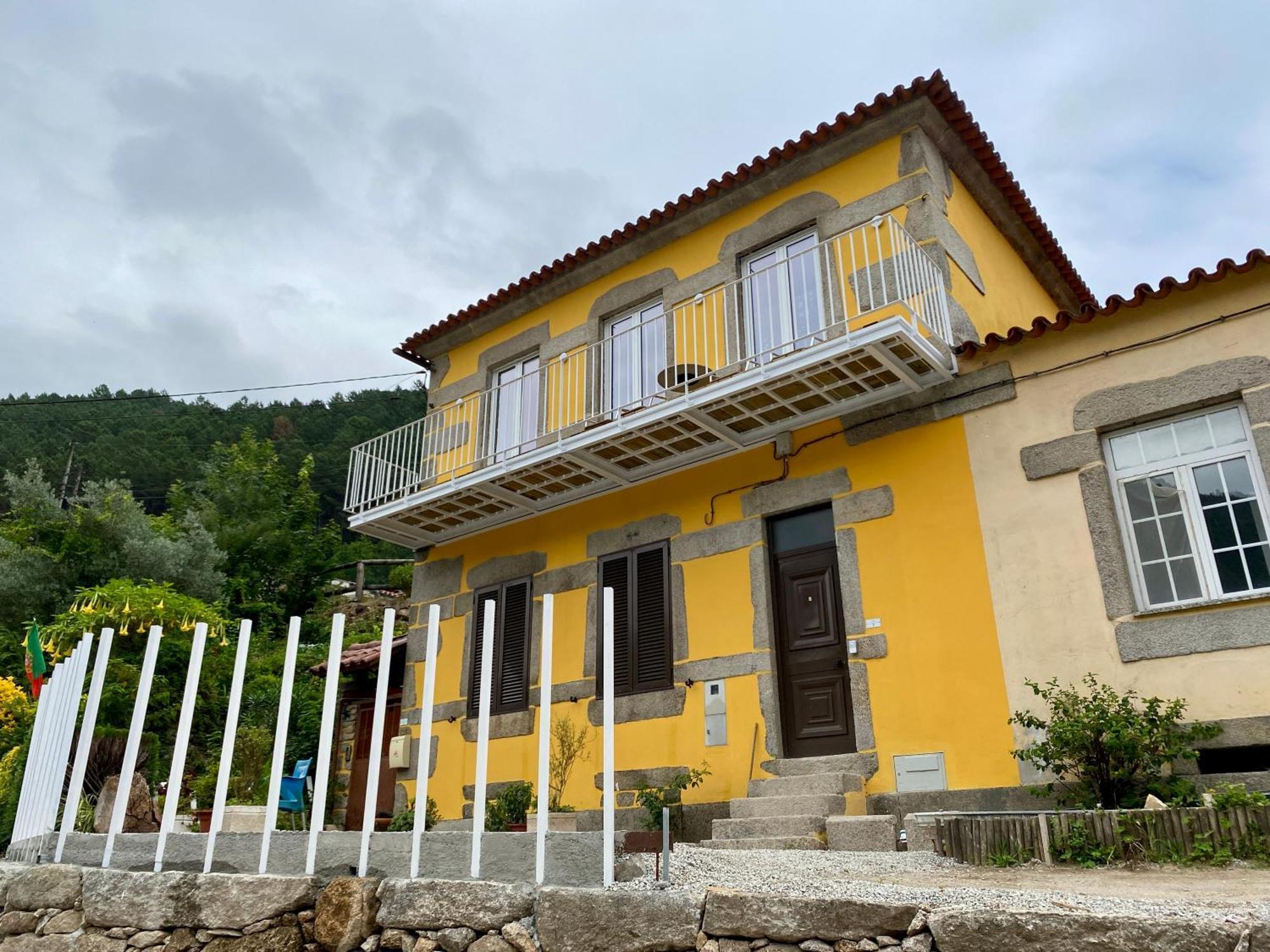 Distinto - Francisco * Geres