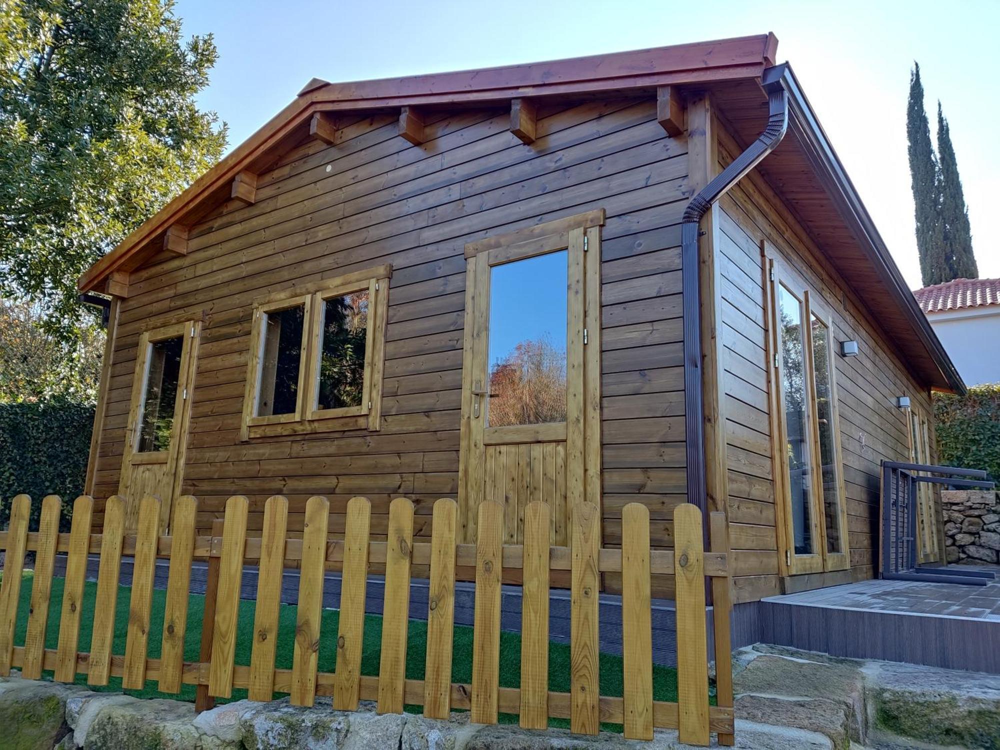Casa De Fatauncos Guest house Vouzela