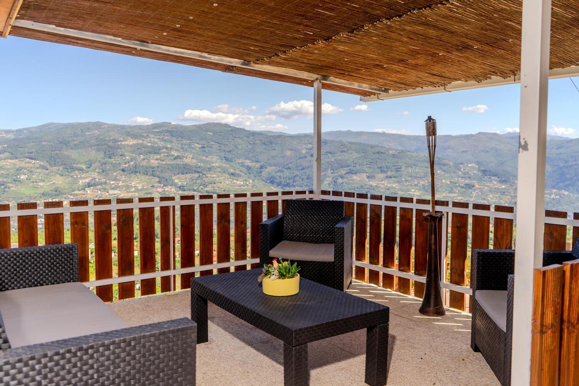 Paradise Farm With Pool And Jacuzzi In Douro Agroturismo *