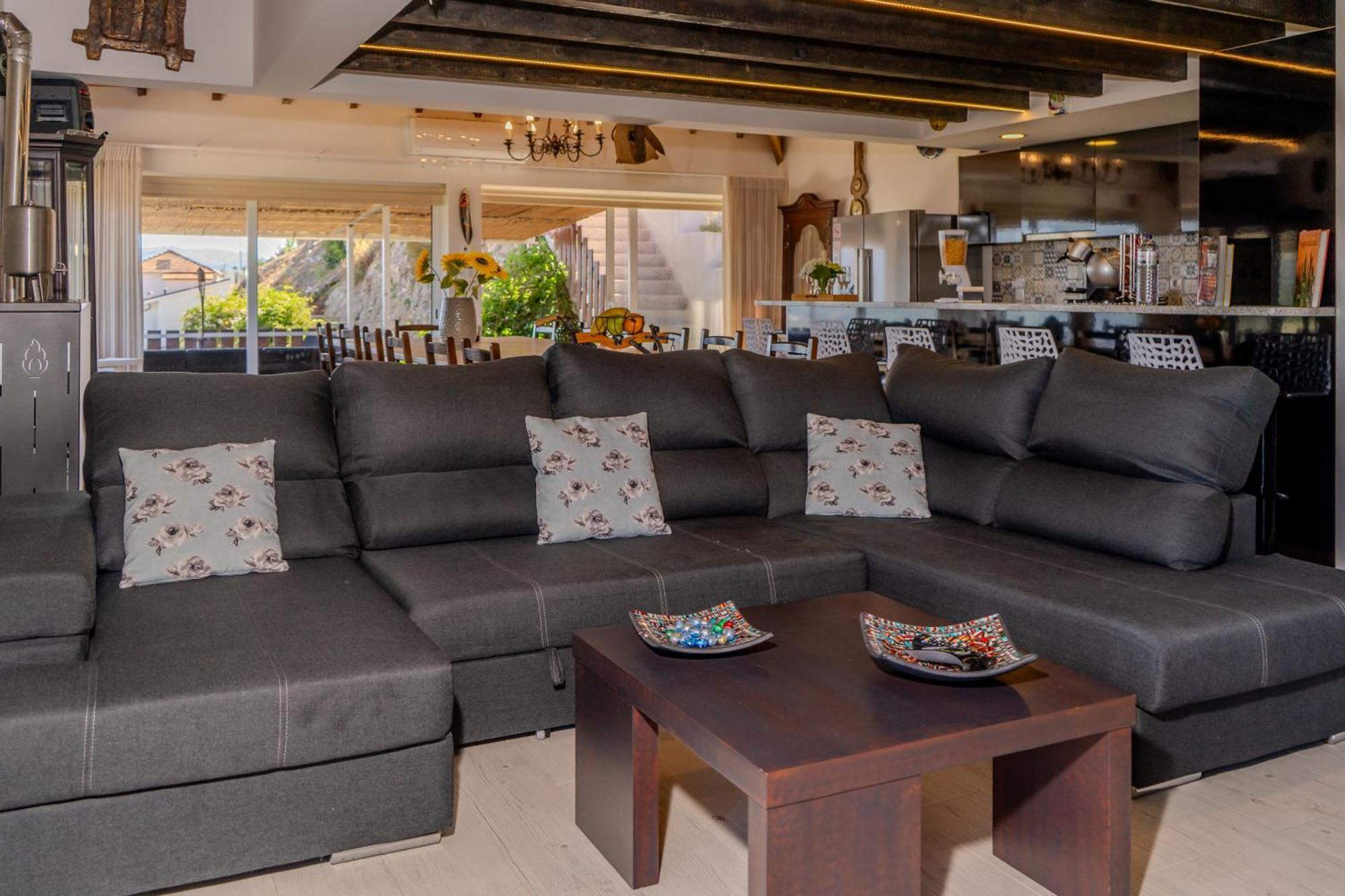 Agroturismo Paradise Farm With Pool And Jacuzzi In Douro