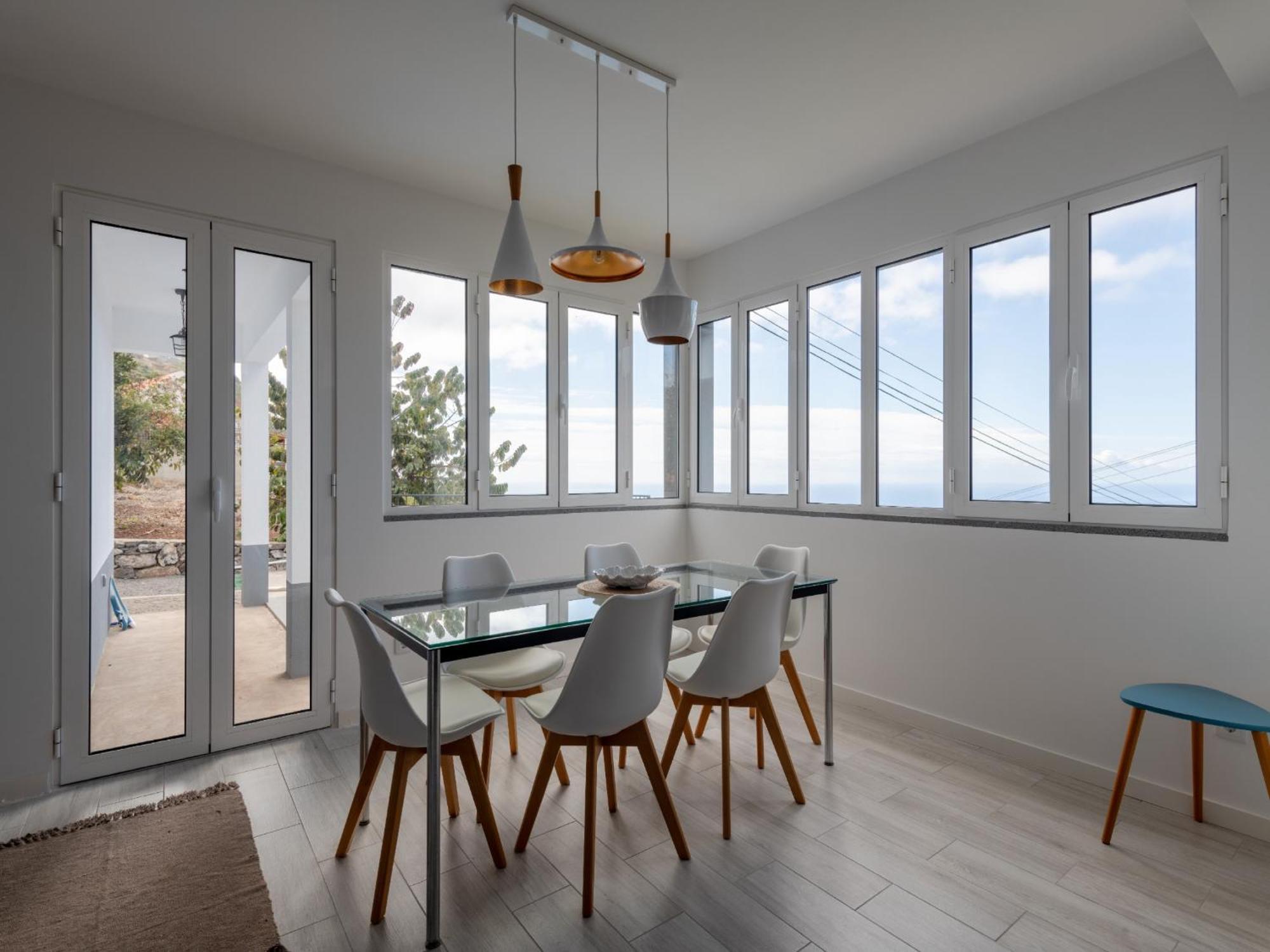 Akivillas Calheta Aura