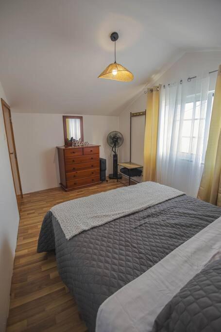 Casa Borda Da Rocha Holiday home *