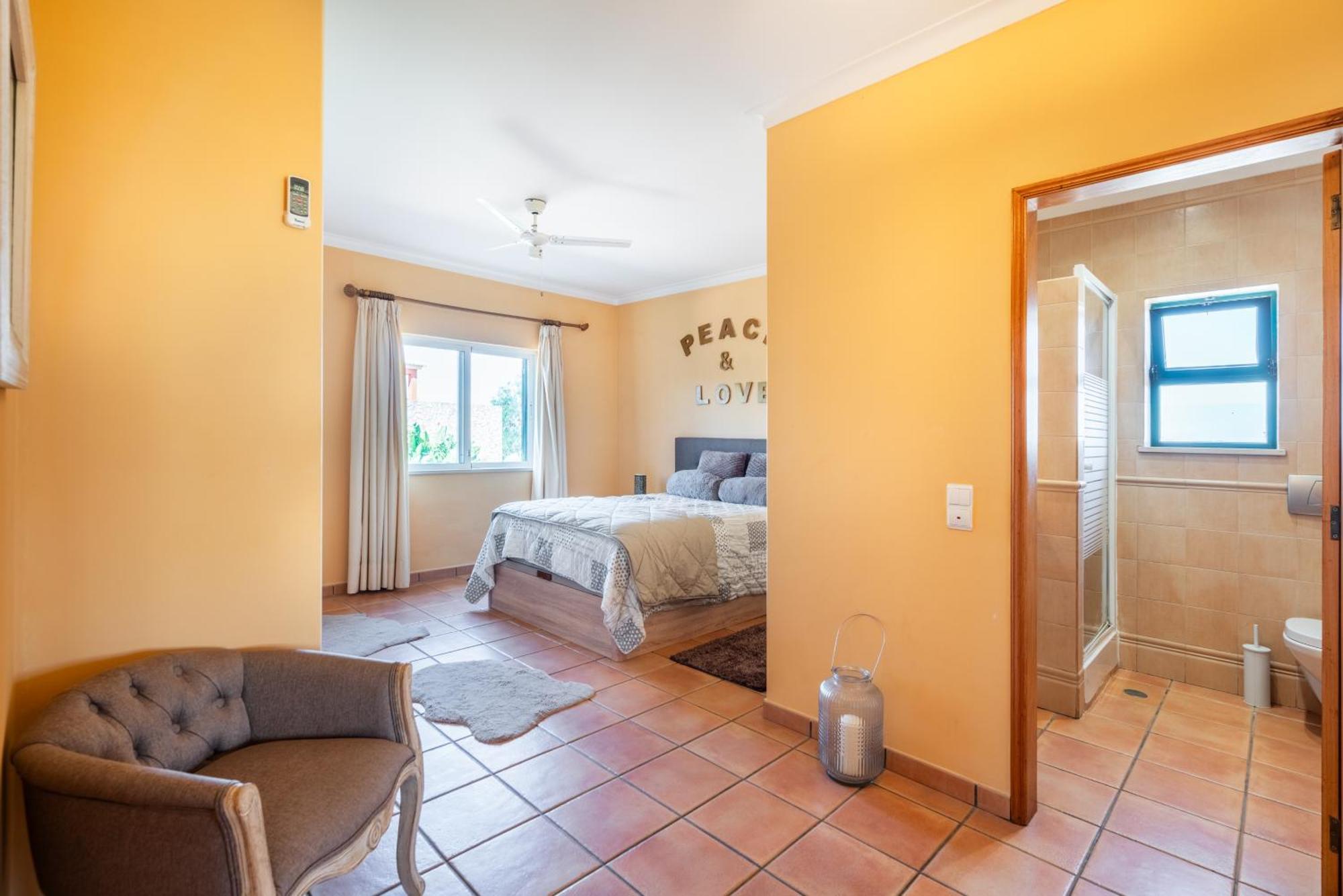 Villa Orange Tree In