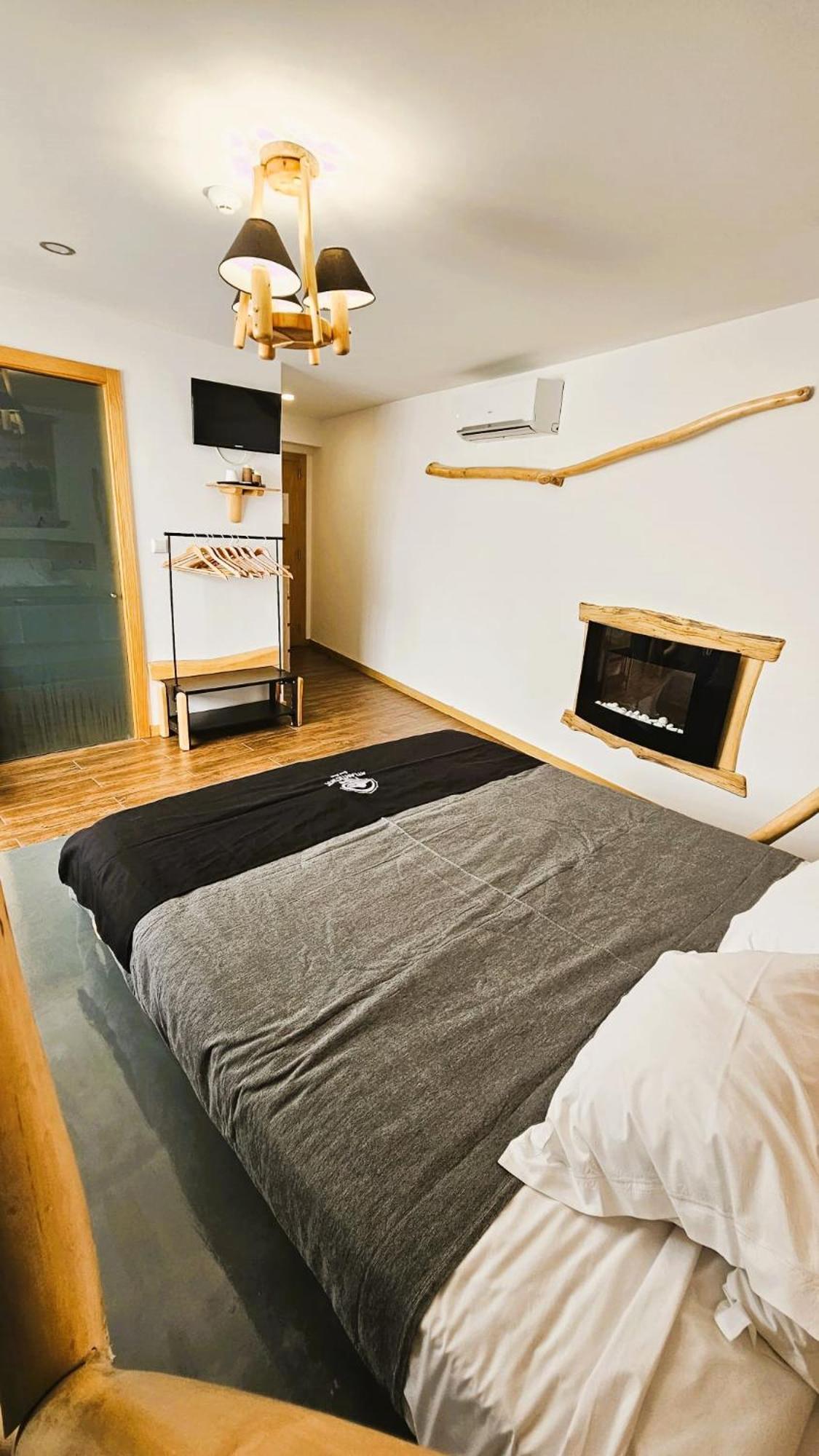 Bed & Breakfast Atlantic Spot 3*