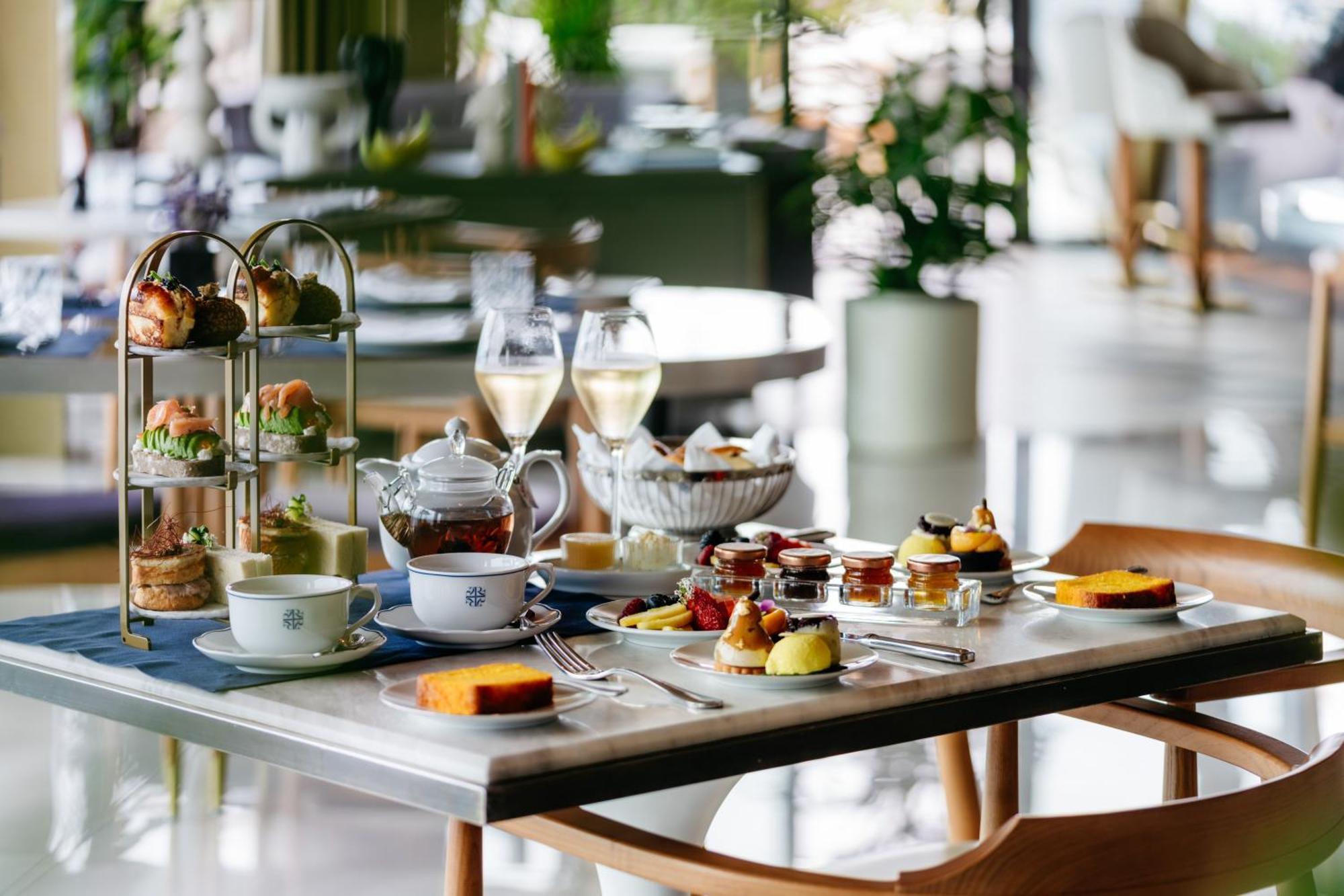 Hotel The Reserve - Within Savoy Palace - The Leading Of The World