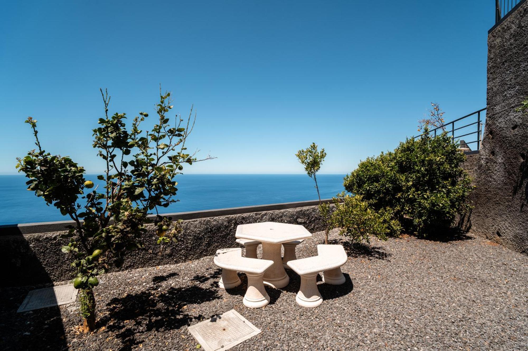 Casas Do Massapez B * Calheta (Madeira)