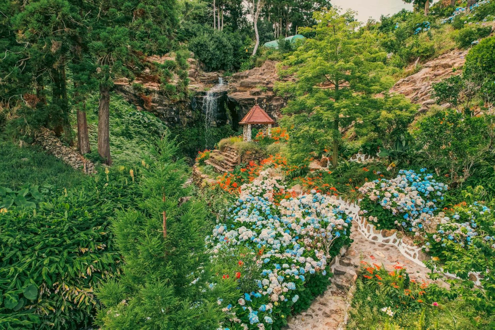 Flores Garden Retreat Holiday home