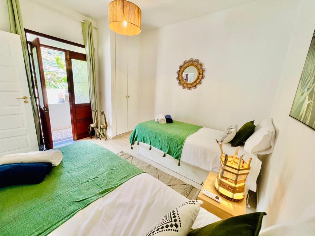Casa Amoreiras By Ymr Holiday home Arco da Calheta (Madeira)