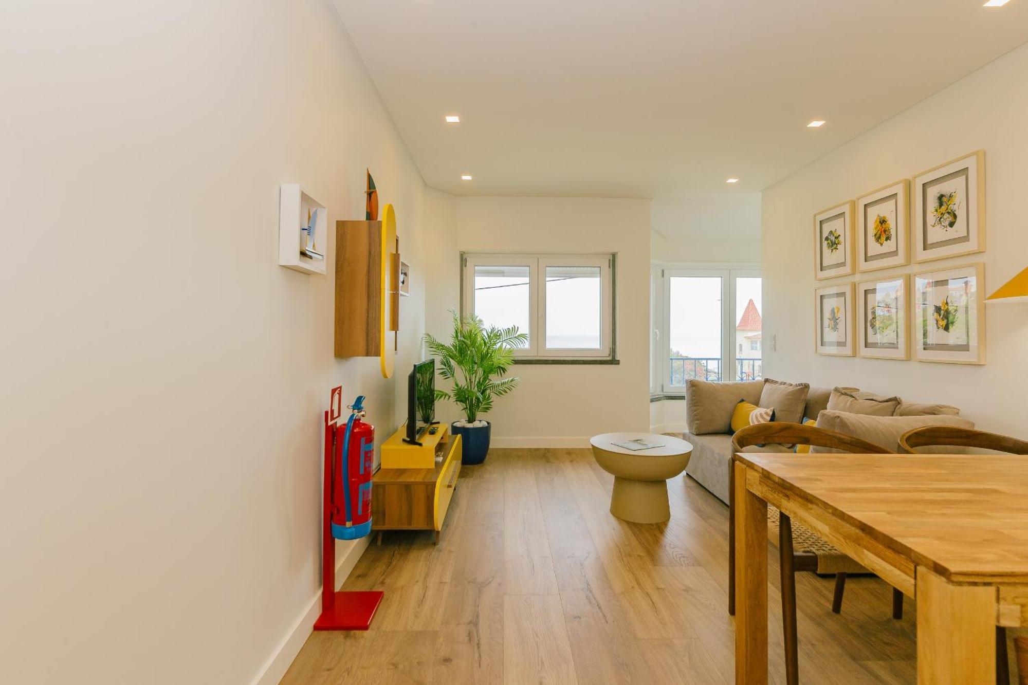 Rent4rest Seafront Apartment Estoril