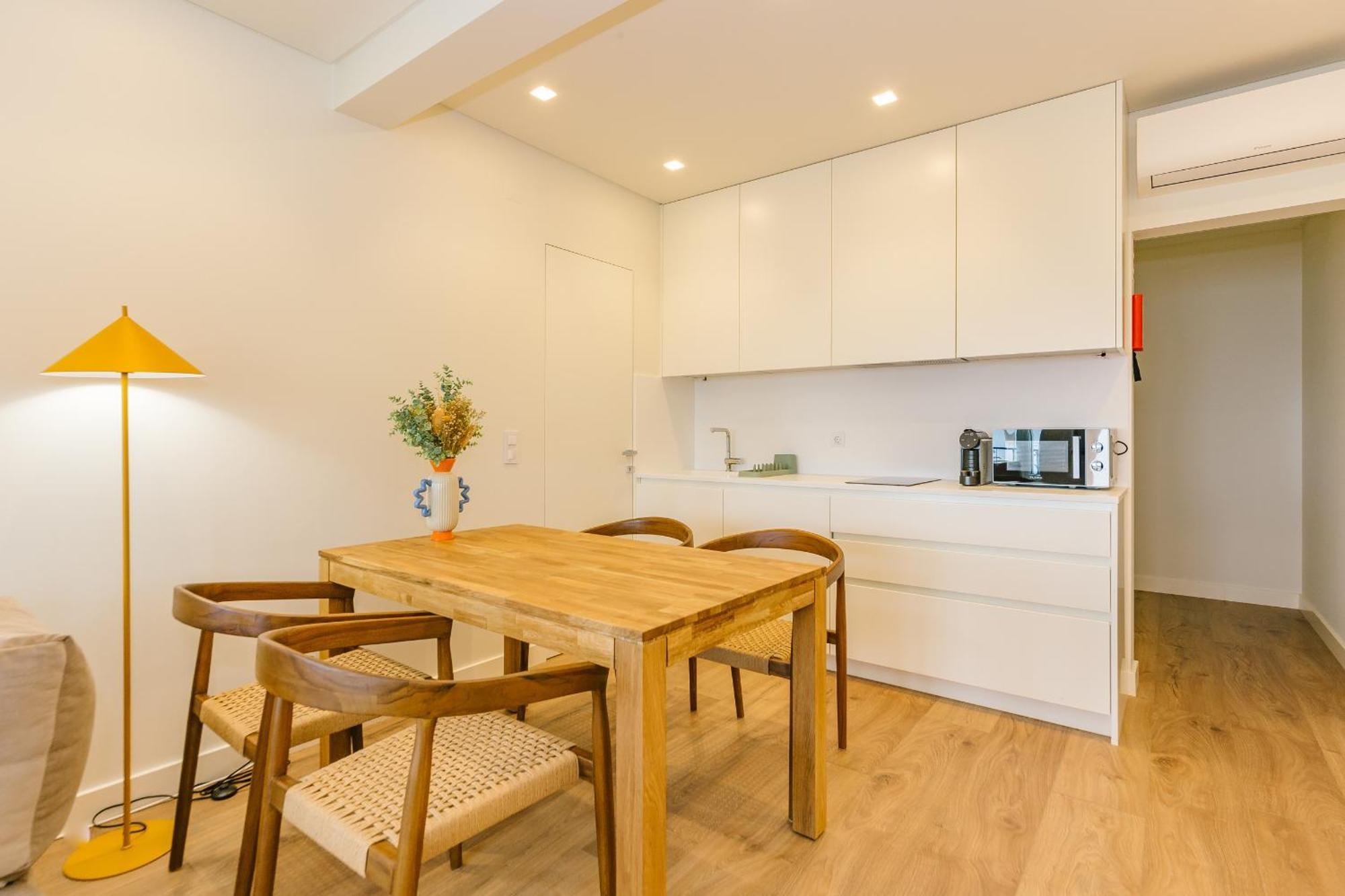Rent4rest Seafront * Estoril