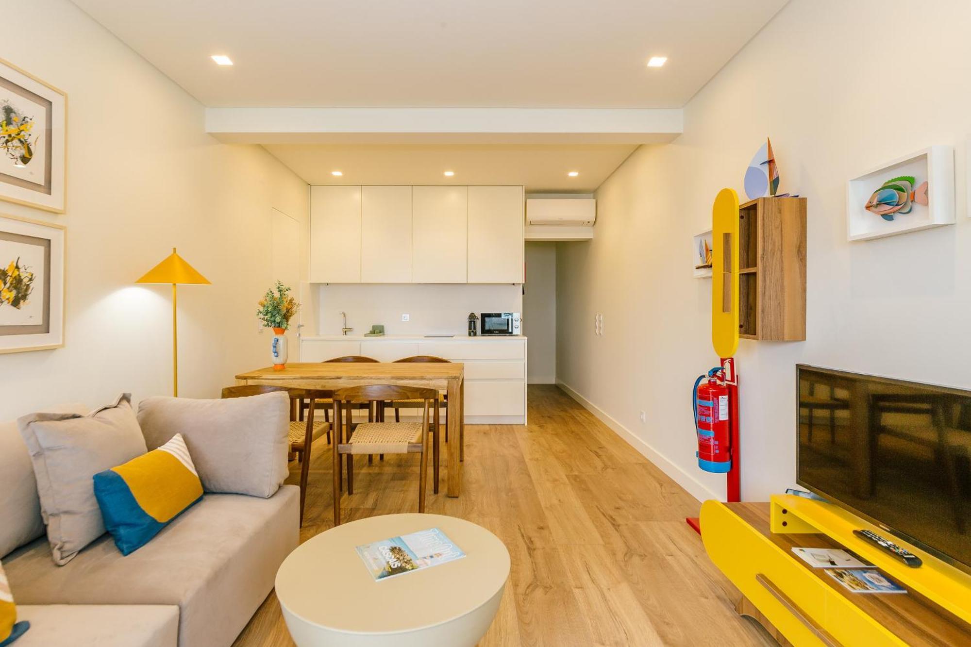 Rent4rest Seafront Apartment *