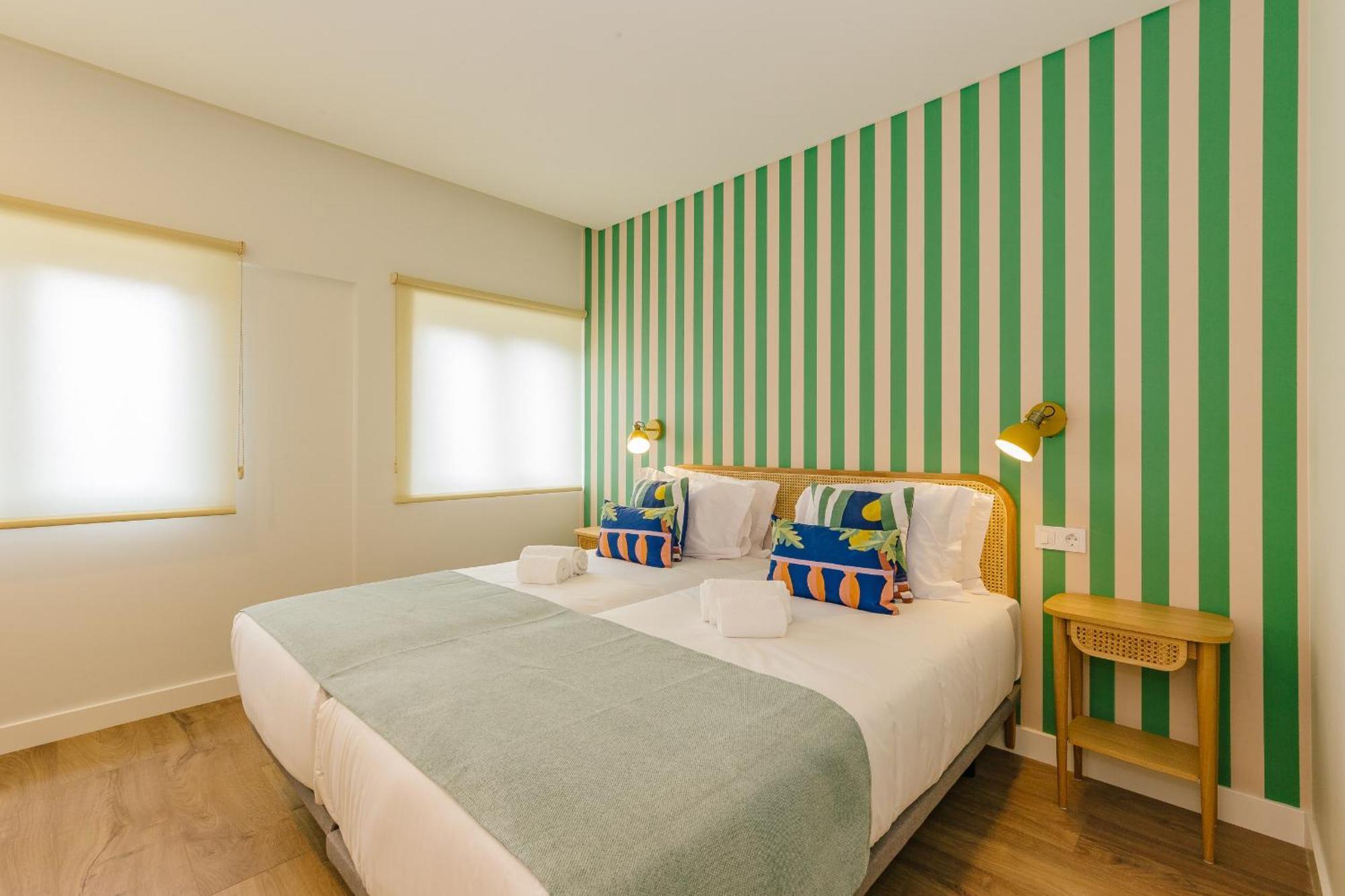 Rent4rest Seafront Apartment Estoril
