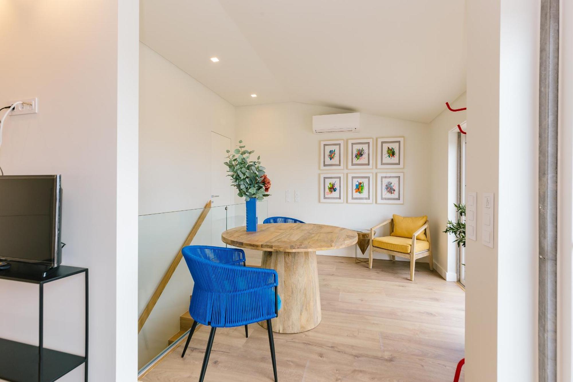 Rent4rest Seafront * Estoril