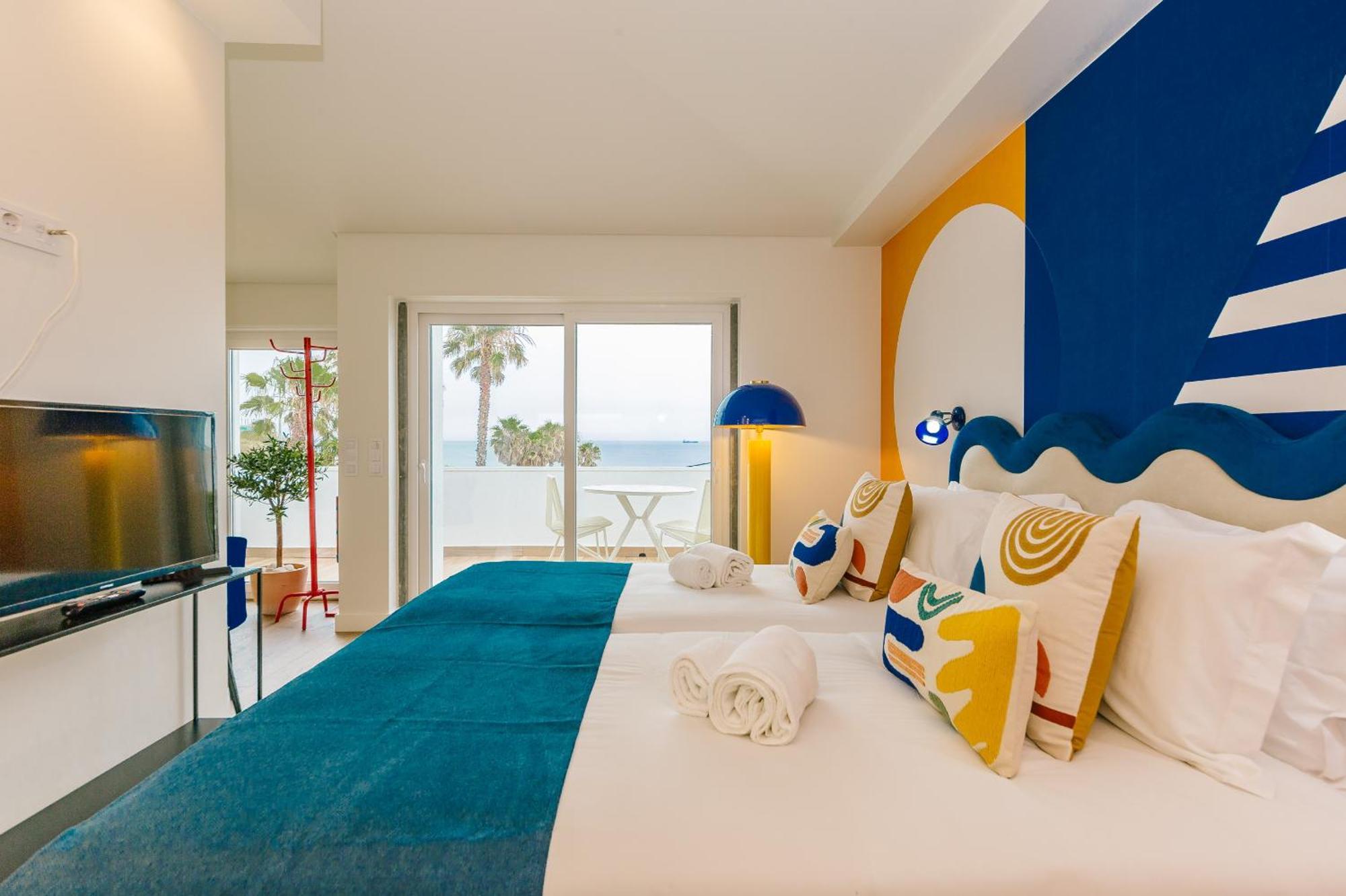 Rent4rest Seafront Apartment