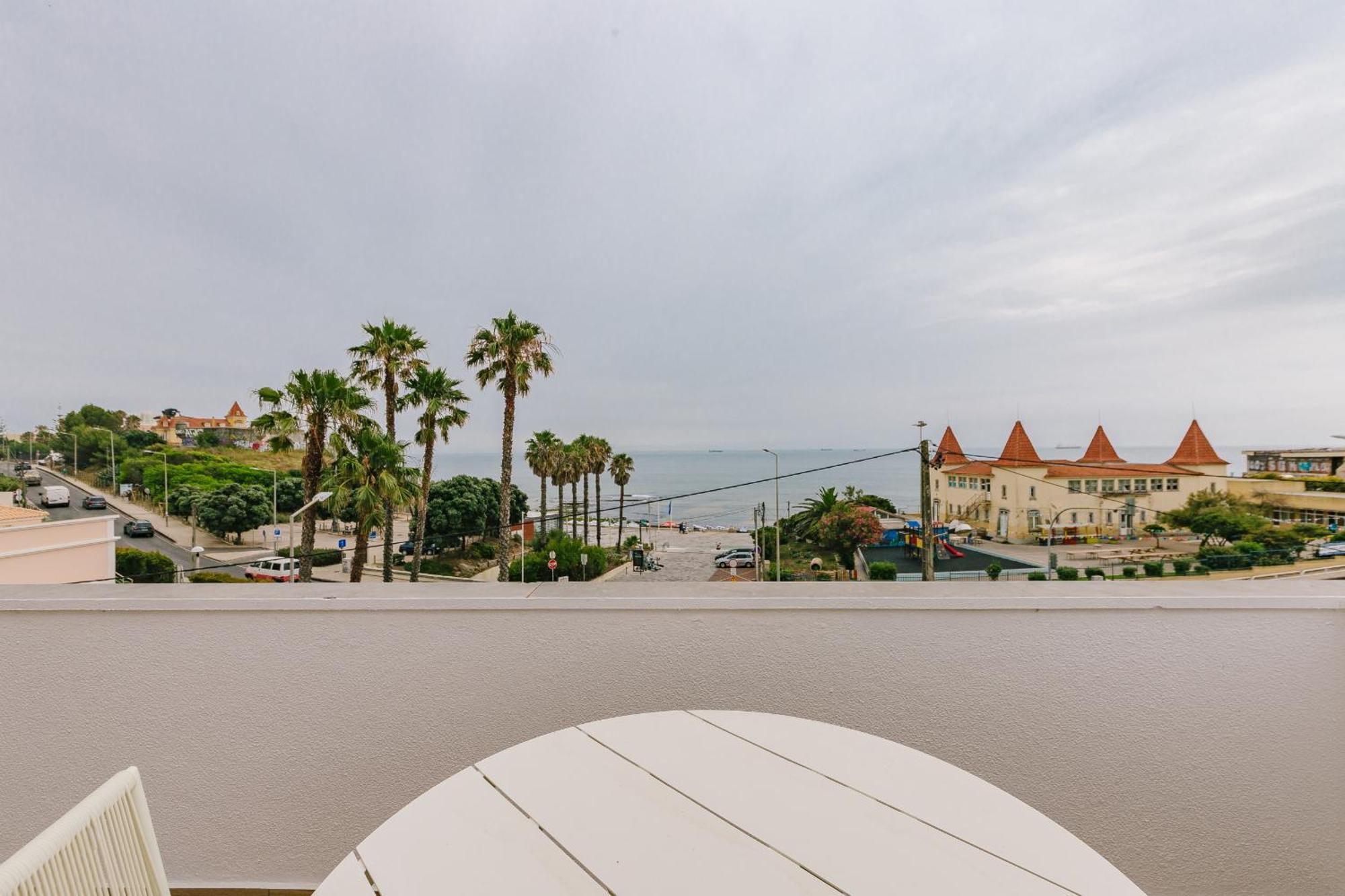 Rent4rest Seafront Estoril