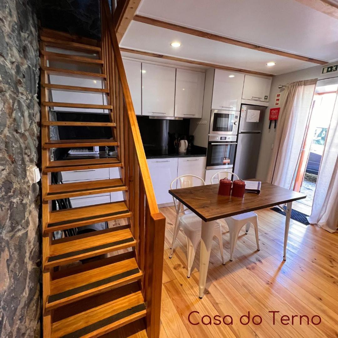 Casa Do Terno Com Piscina Casa de férias *