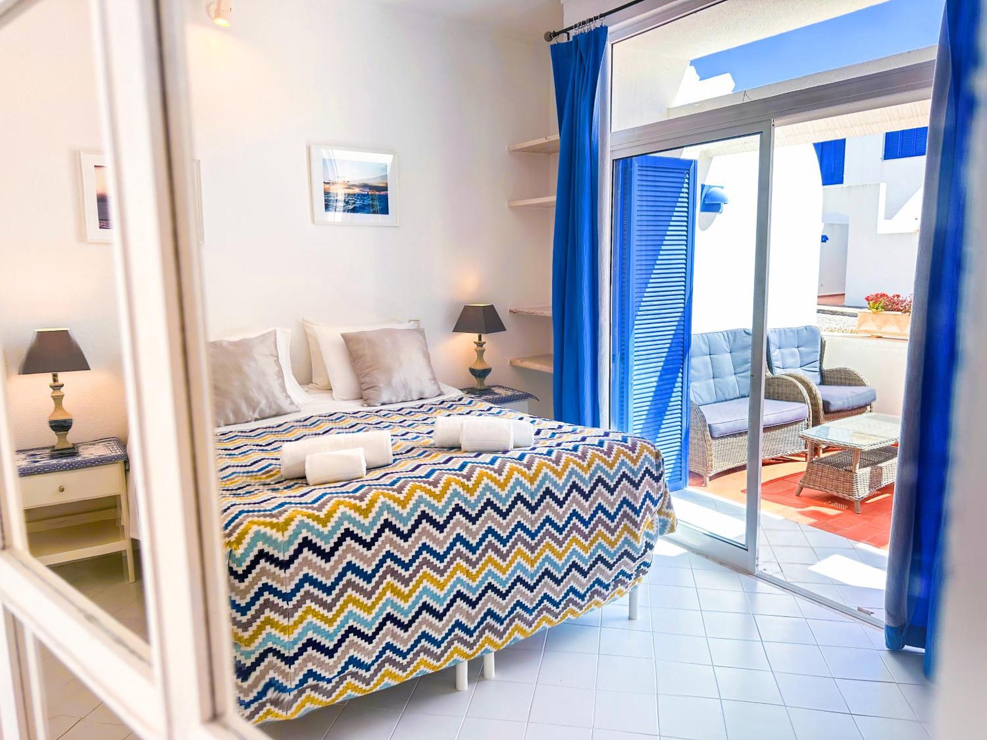 Ocean Breeze Windmill By Becherish Appartement