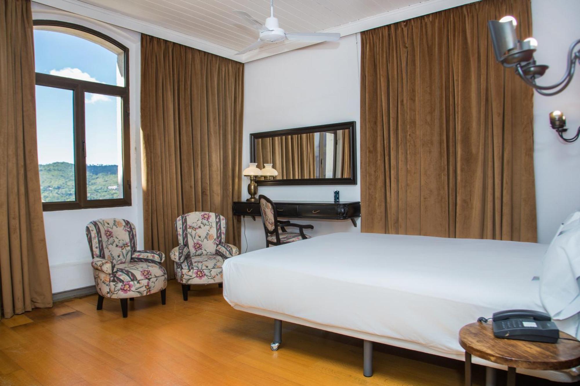 Sado Hotel 4*
