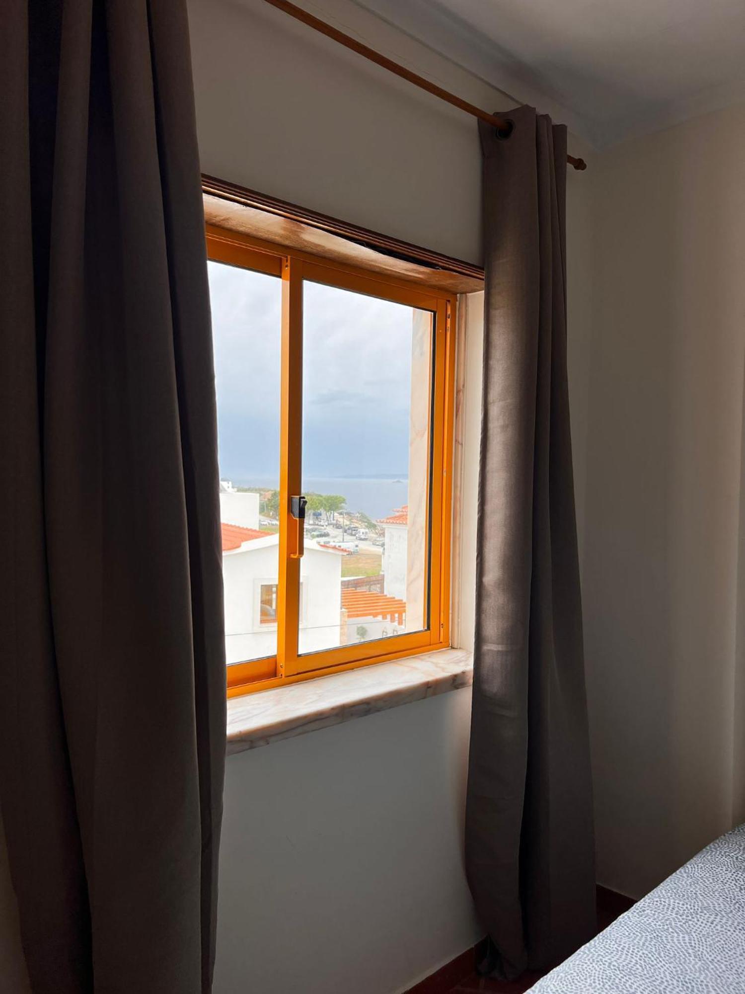 Guest house Pksc - Surfers House Peniche
