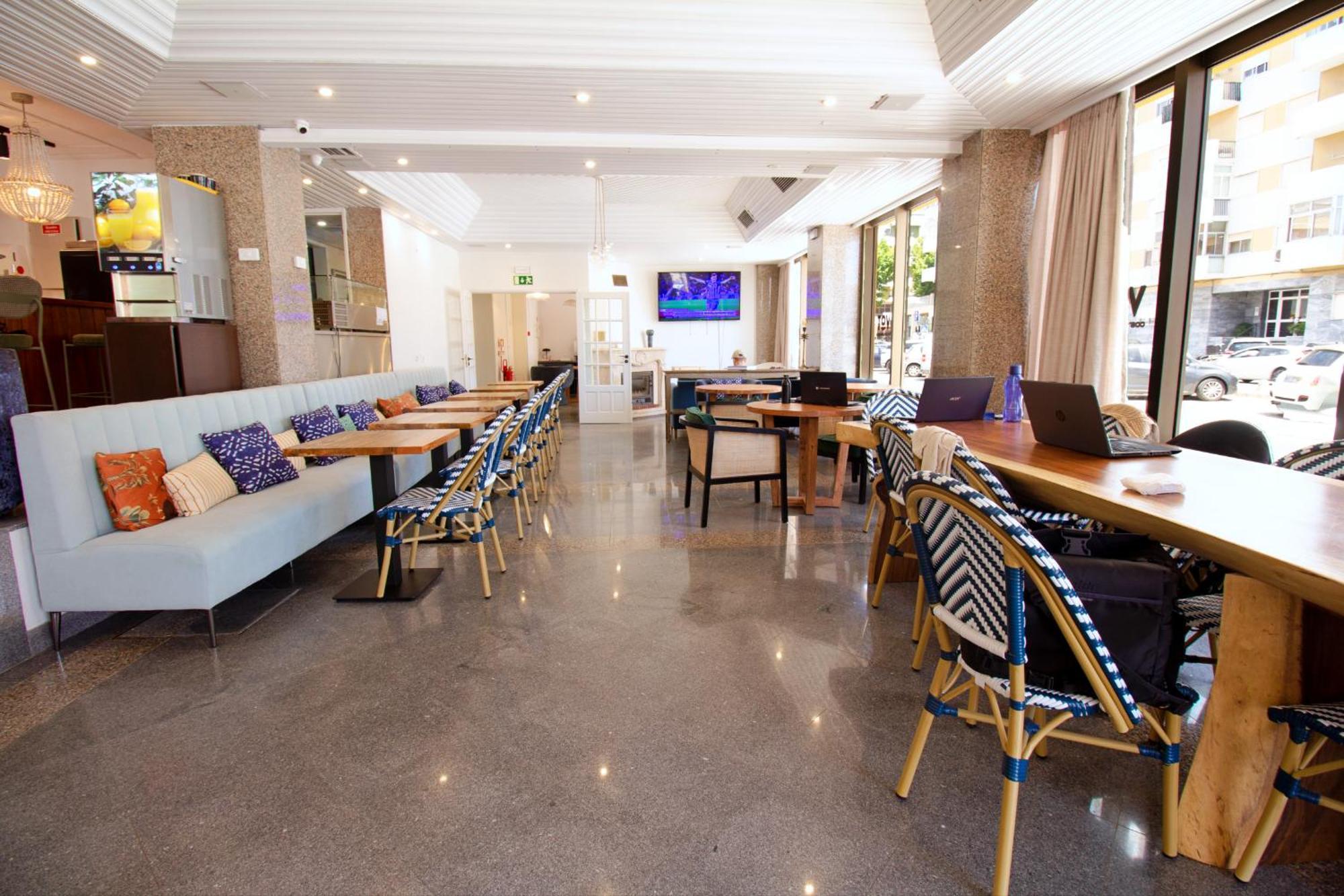 Hotel Wot Costa da Caparica