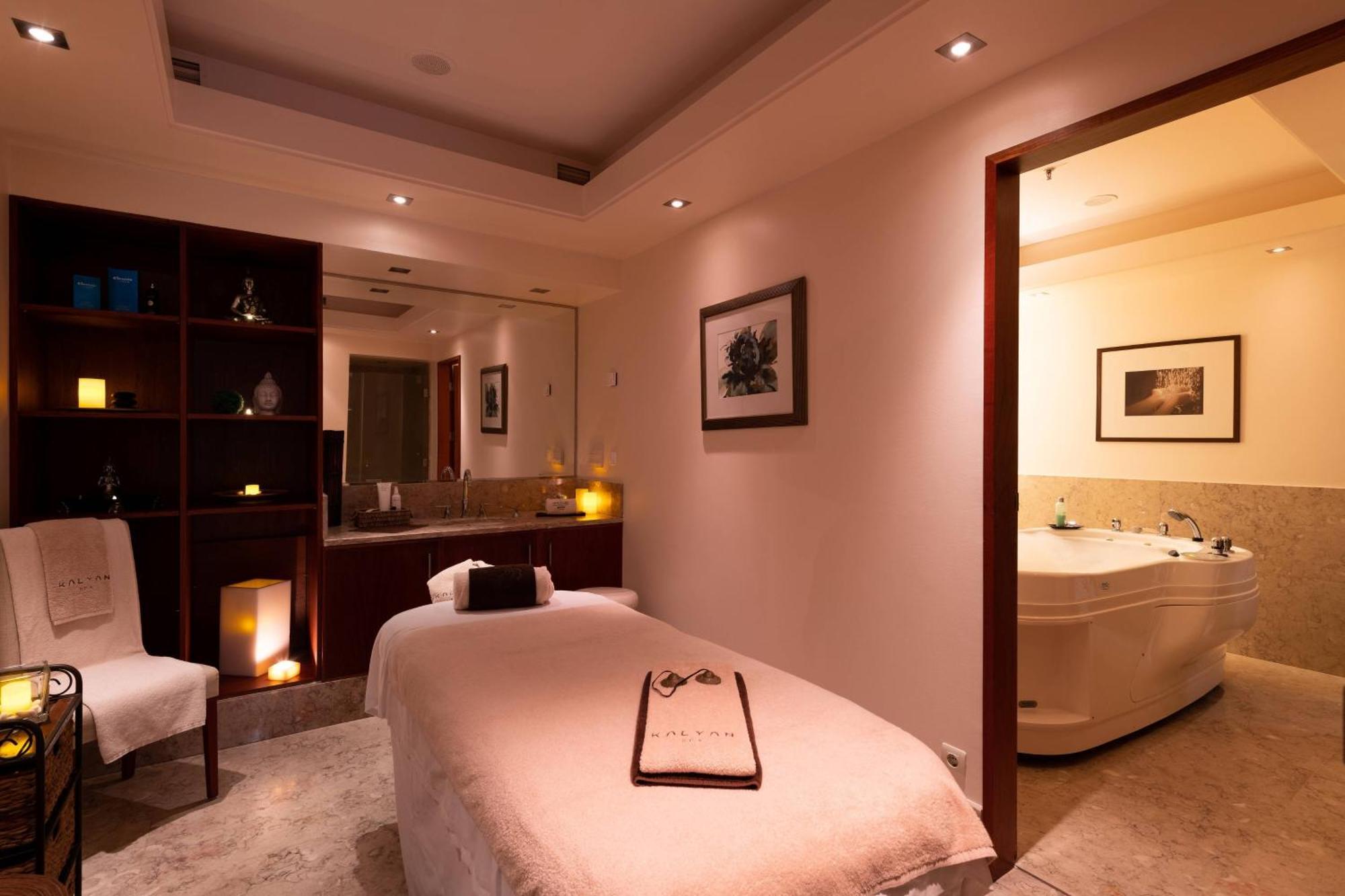 Hotel D'el Rey Marriott Golf &