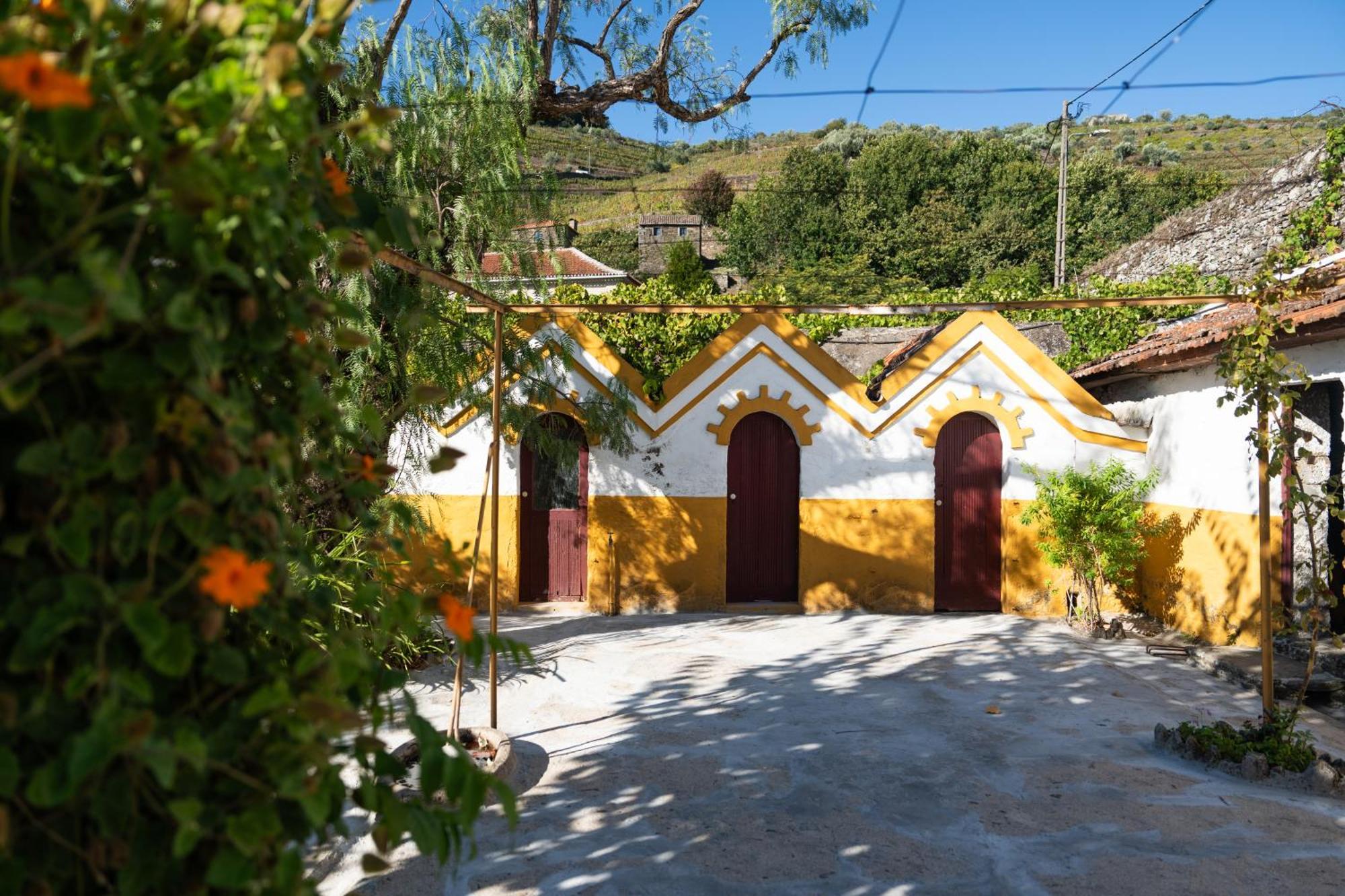 Casa D' Alem *