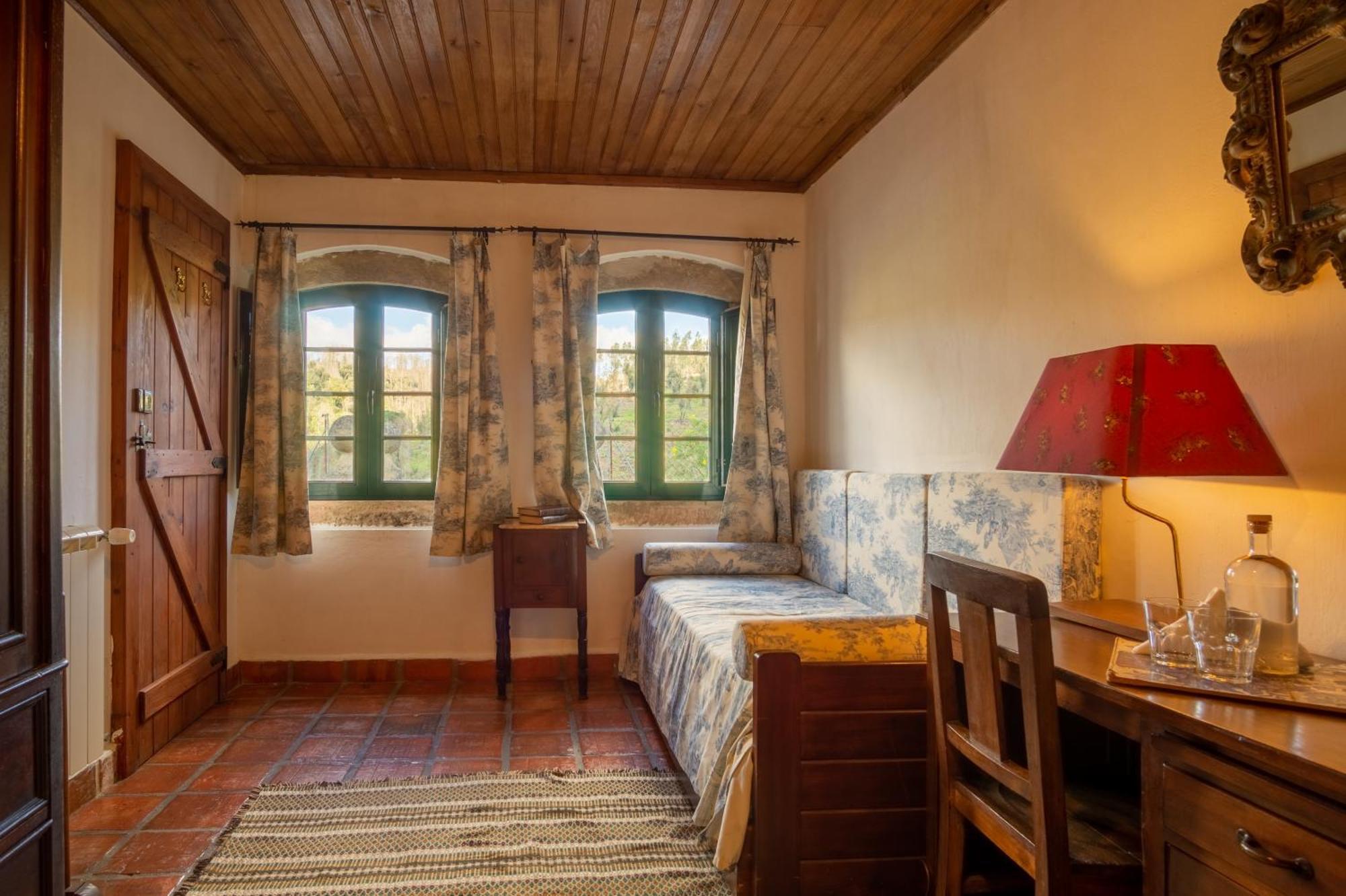 Quinta Do Brejo - Turismo Equestre Farm stay Malveira