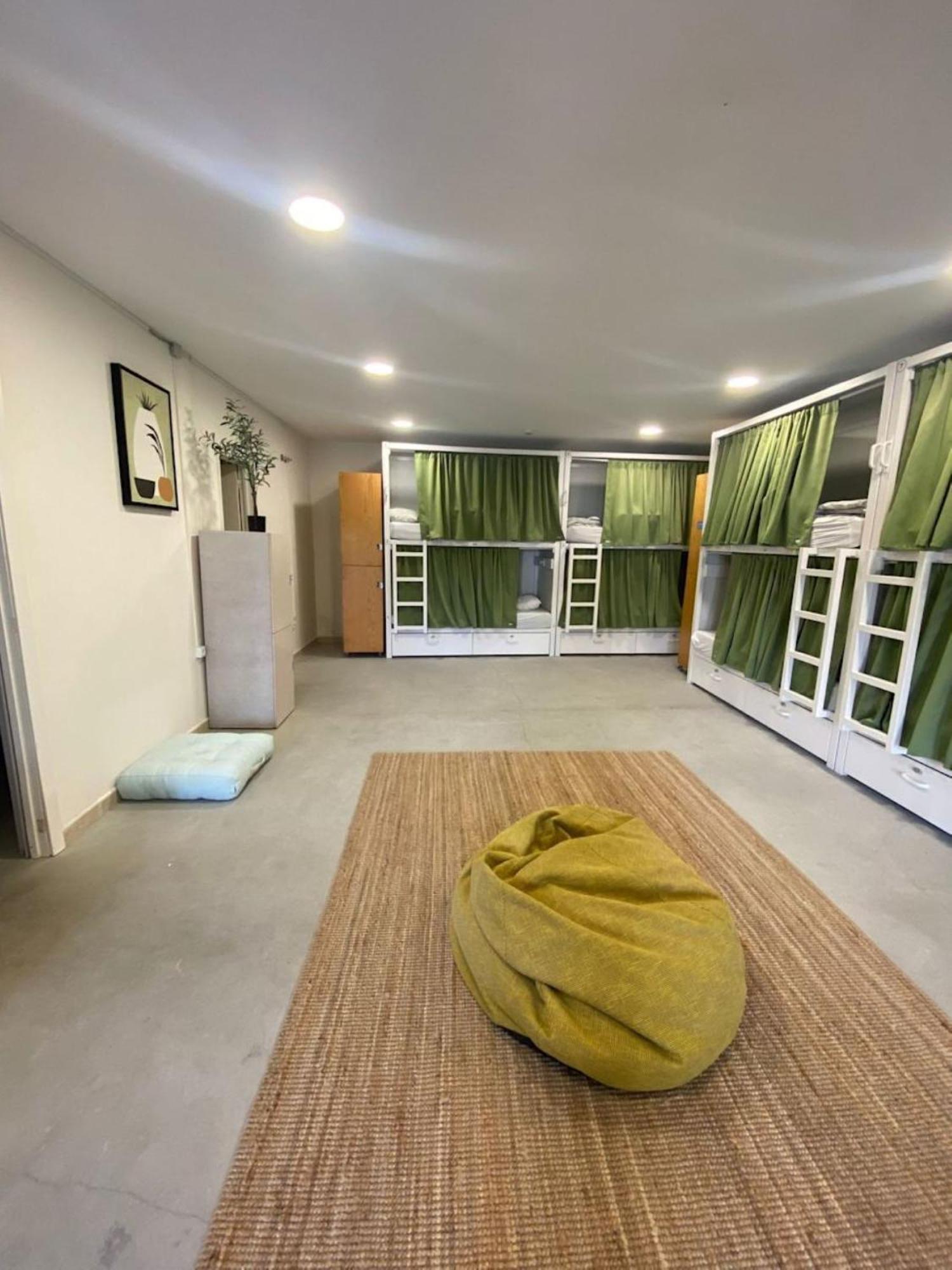 Wot Surf Hostel *