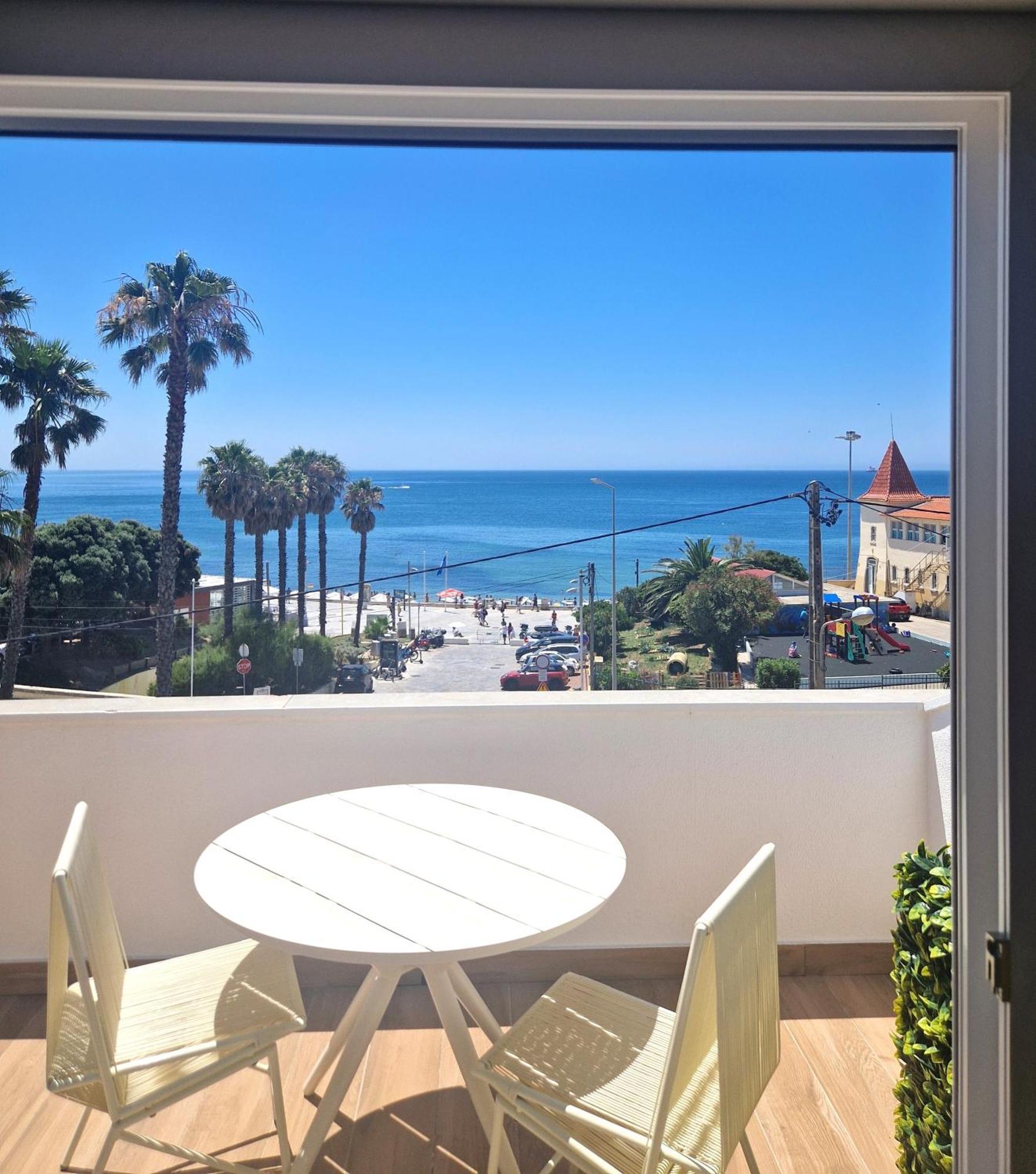 Rent4rest Seafront * Estoril