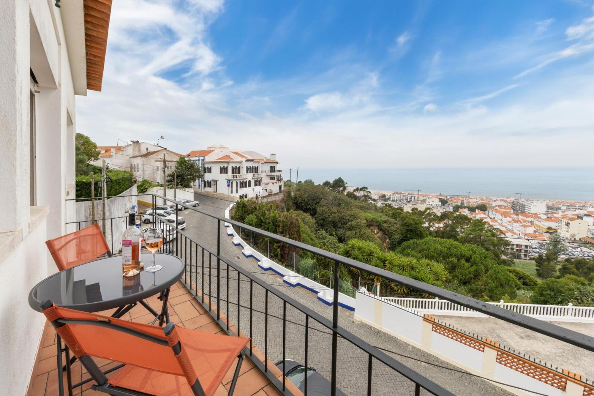 Luzimar Duplex Apartment Nazare