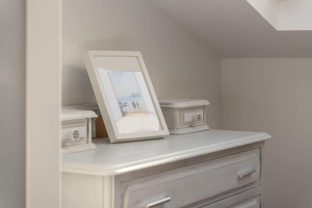 Sunset Terrace - Beachfront With Private Parking Apartment Nazare