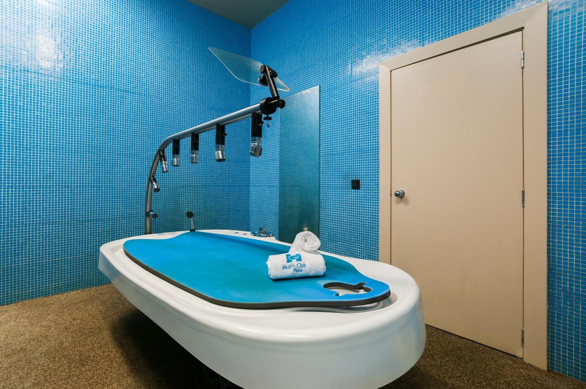 De Business & Hotel