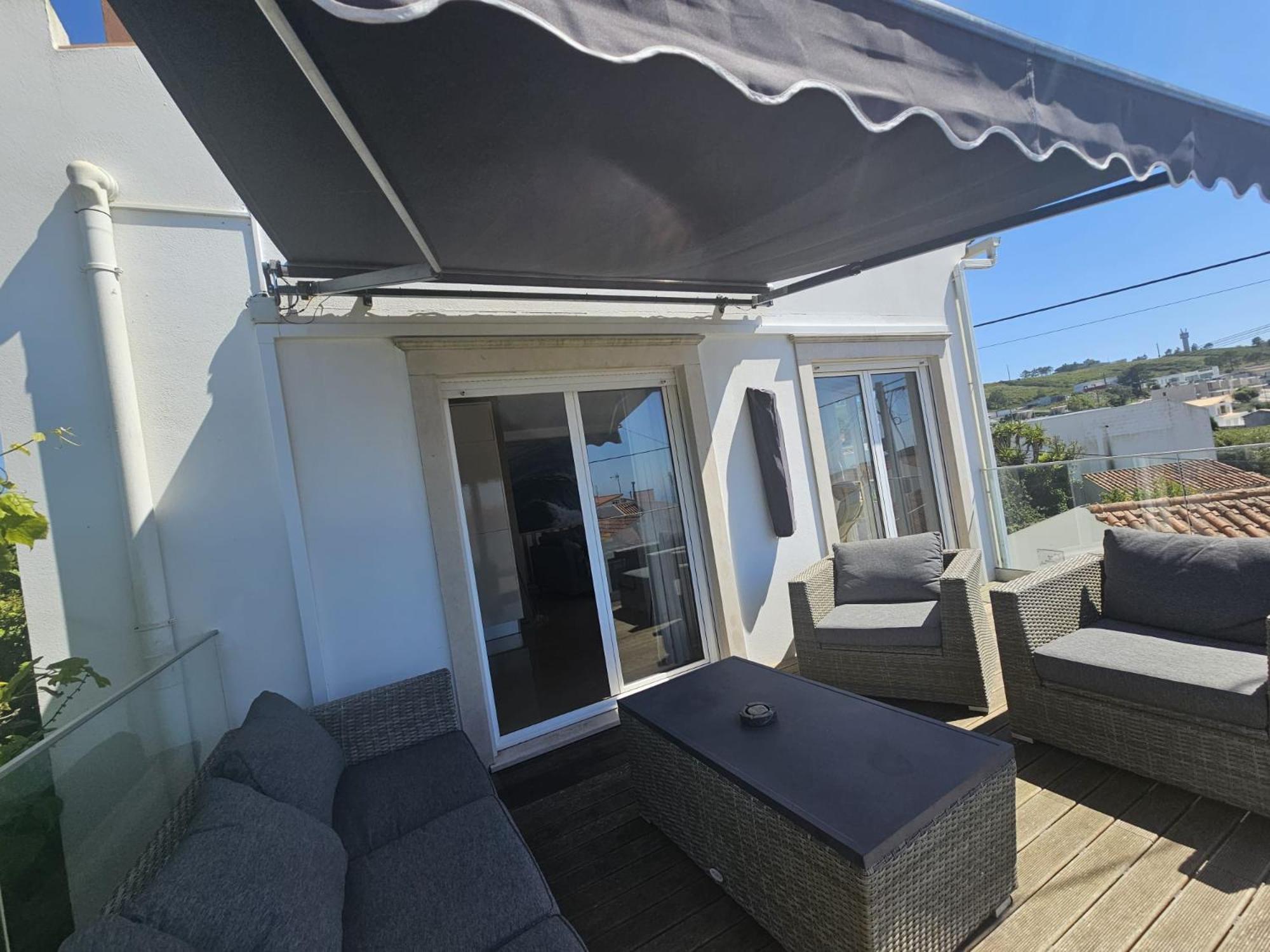 Vakantiehuis Sunflower Sea View With Magnificent Terrace In Serra Da Pescaria, - Portugal