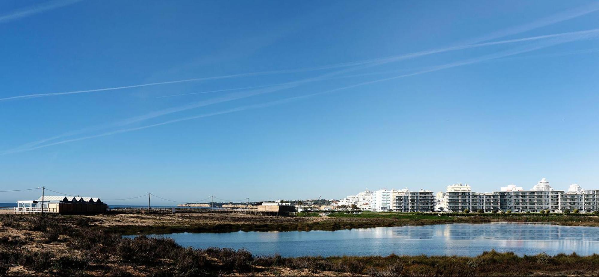Apartment Bayline Luxury And Pool