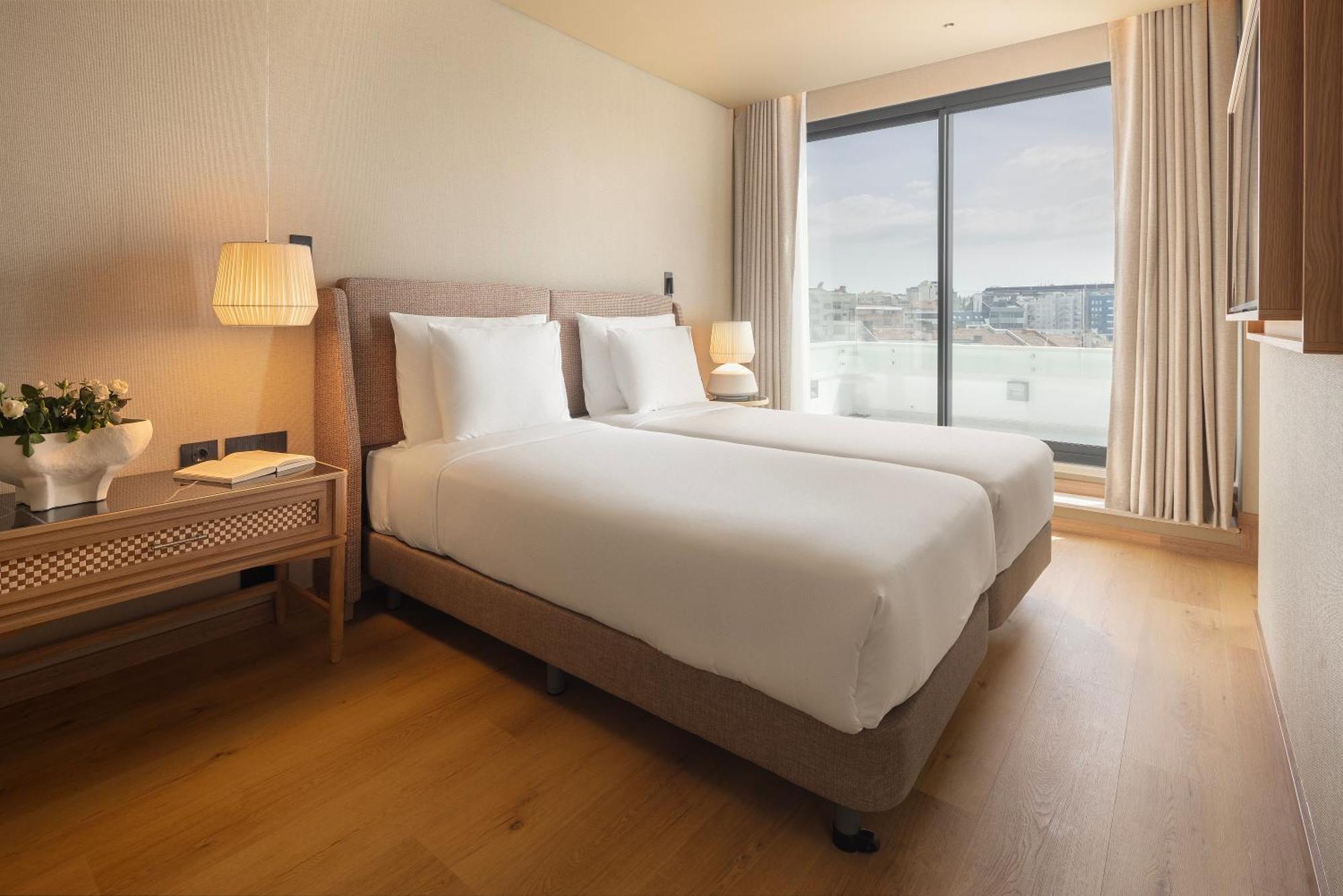 Evolution Valbom Hotel 4*