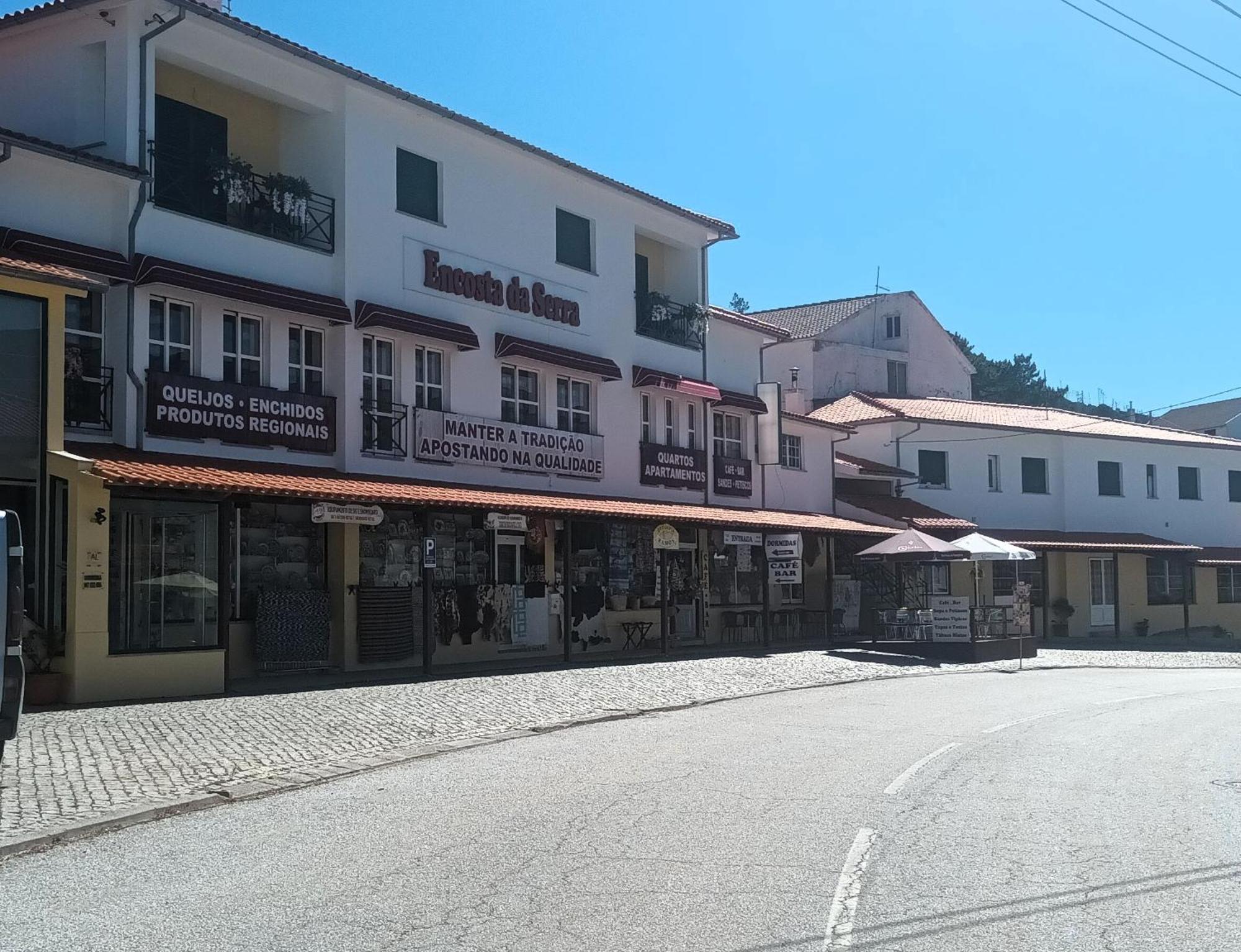 Encosta Da Serra * Sabugueiro (Guarda)