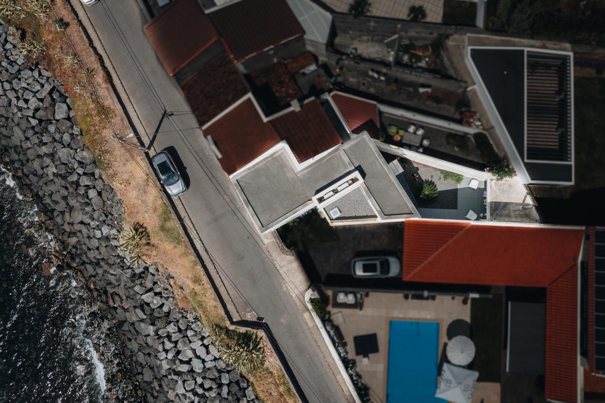 Sea & Rocks 15 - House