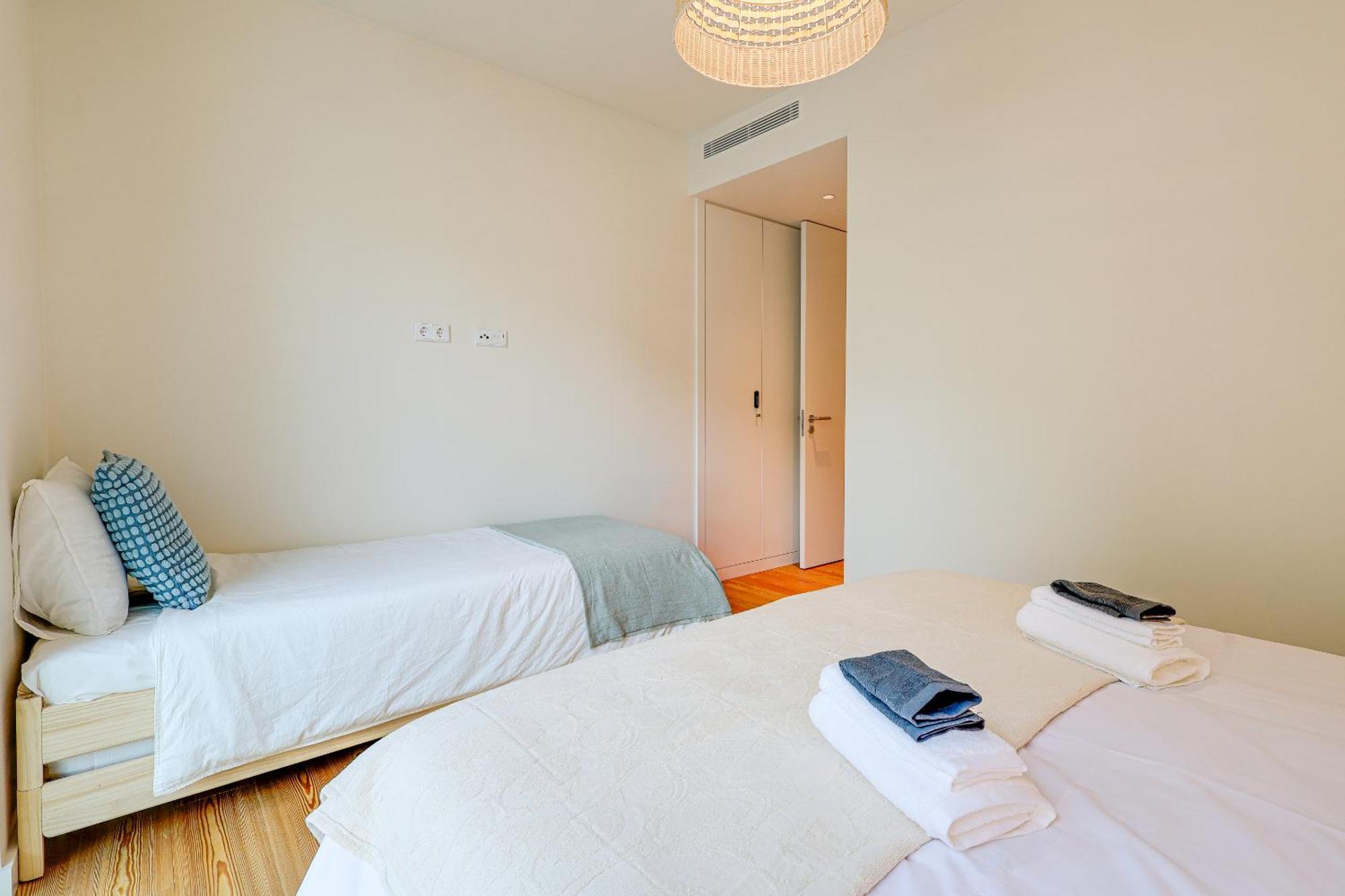 Algarve Coast Casa - Pool, Gym & Apartamento *