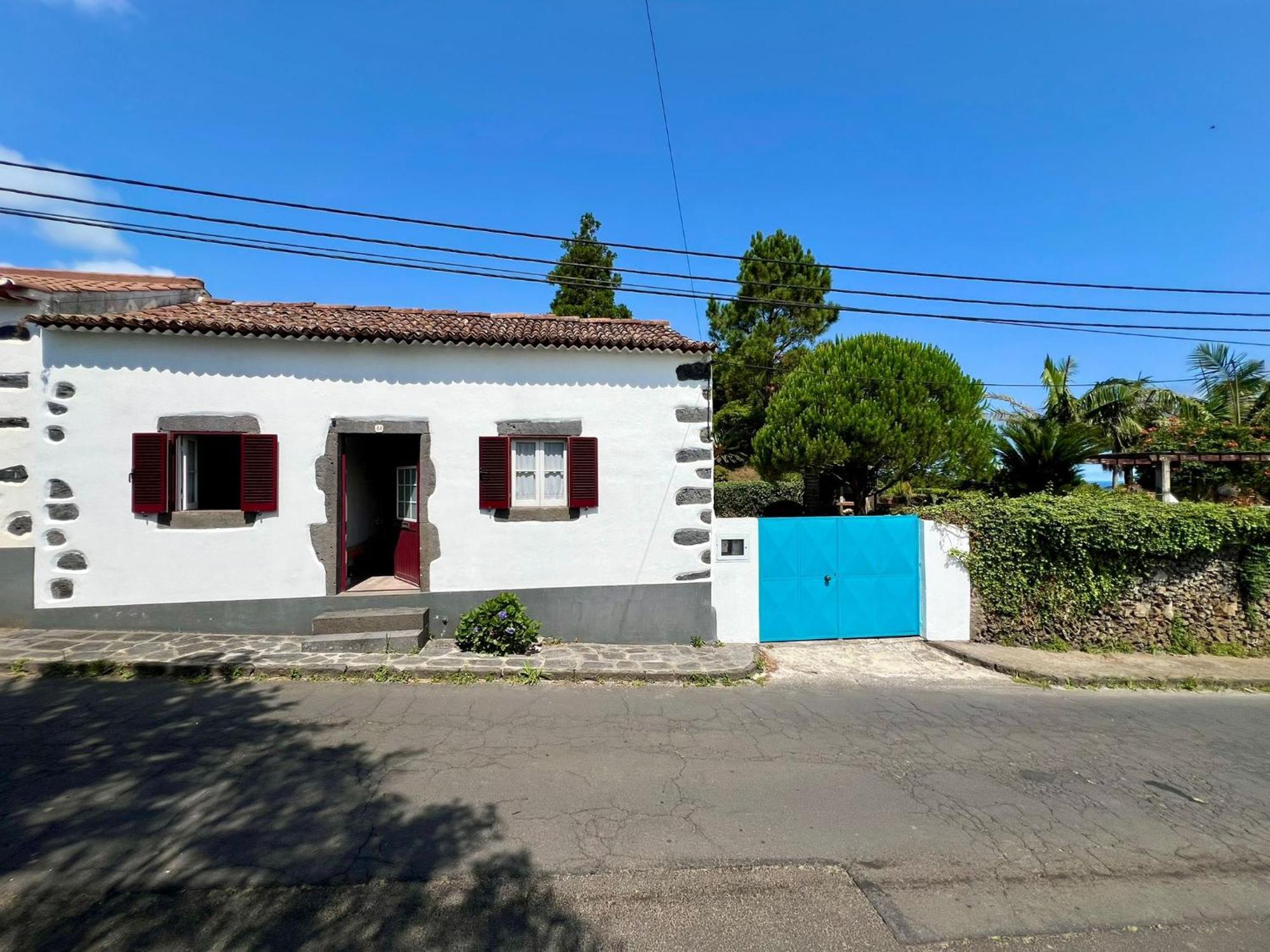 Villa Az Solar And Secret Garden Sao Vicente Ferreira