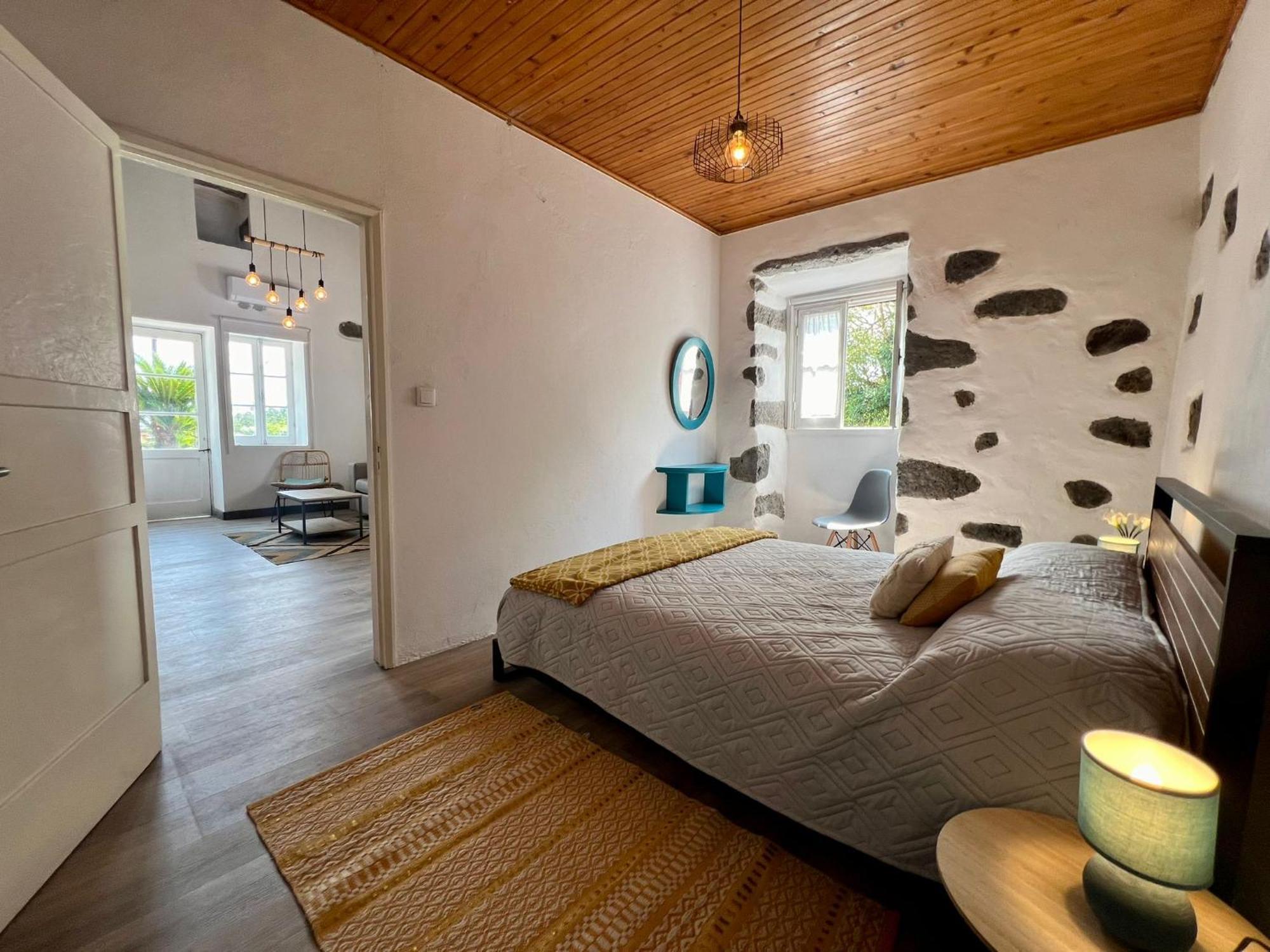 Az Solar And Secret Garden Villa Sao Vicente Ferreira