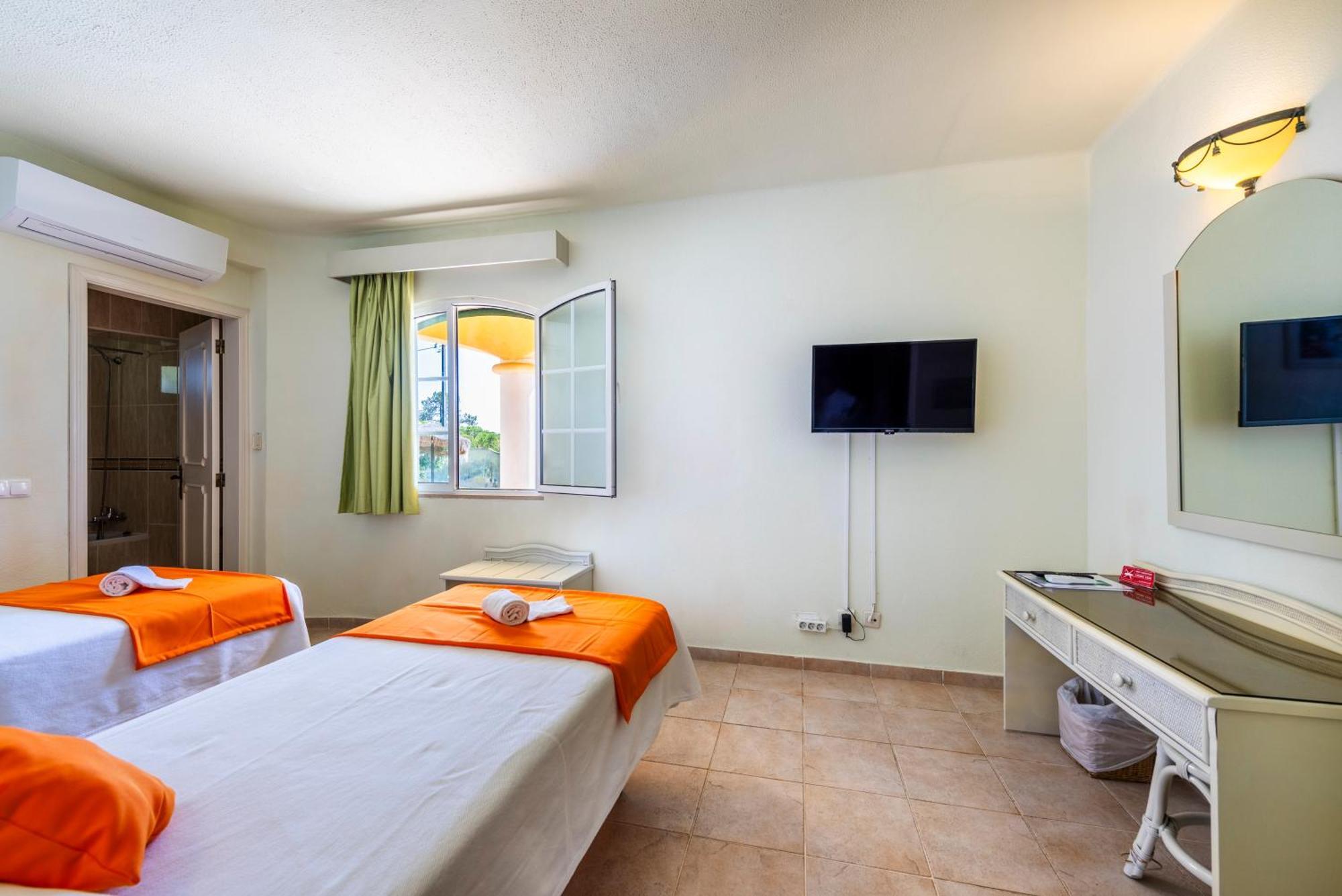 Hotel Pinhal Do Sol Quarteira