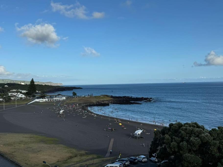 Beachfront Amazing Location - 19th Hole Apartamento Ponta Delgada